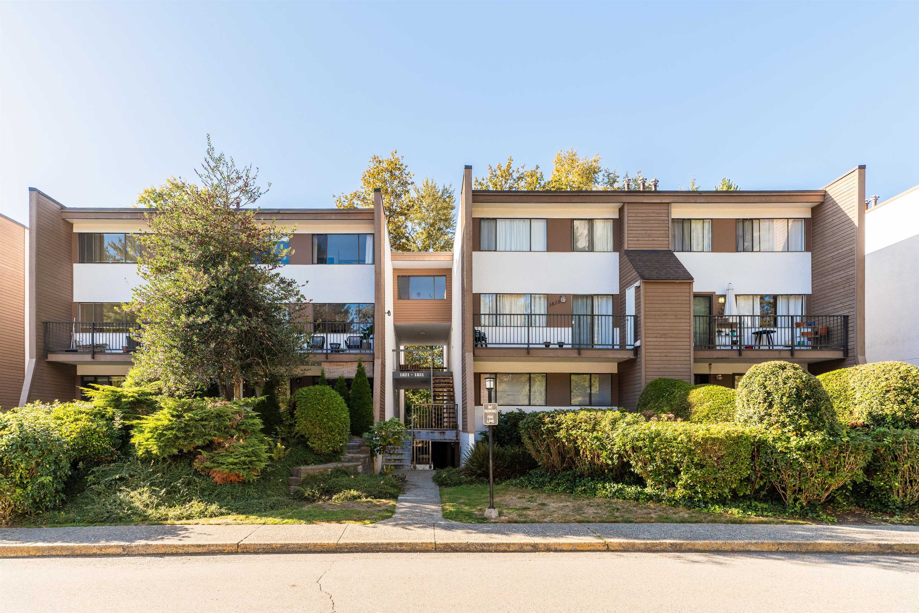 1825 GOLETA DRIVE, Burnaby BC V5A 1P6, R3053984, BC,
