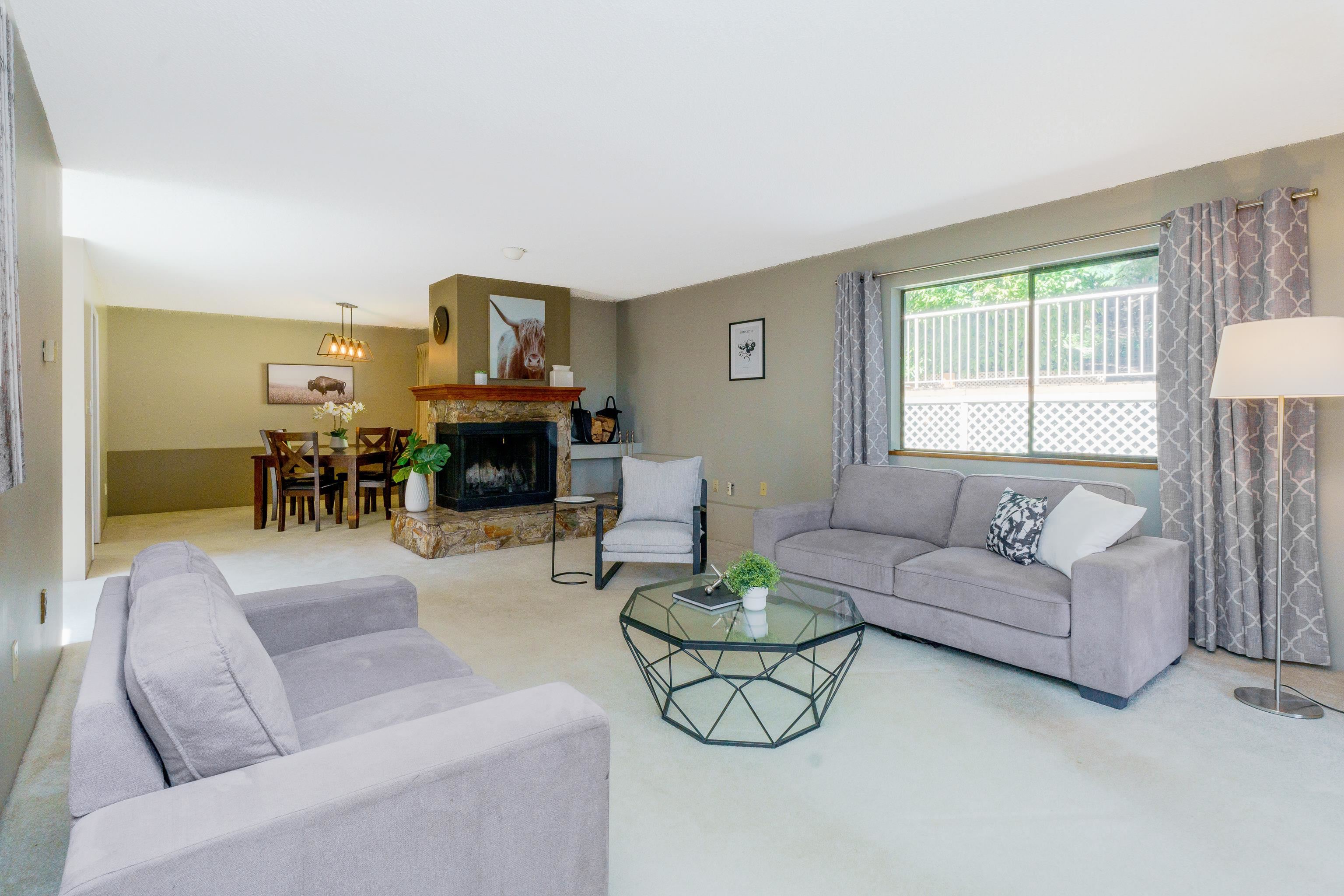 MLS® listing #R3053995 for sale located at 1261 LANSDOWNE DRIVE, Coquitlam BC V3E 1S6