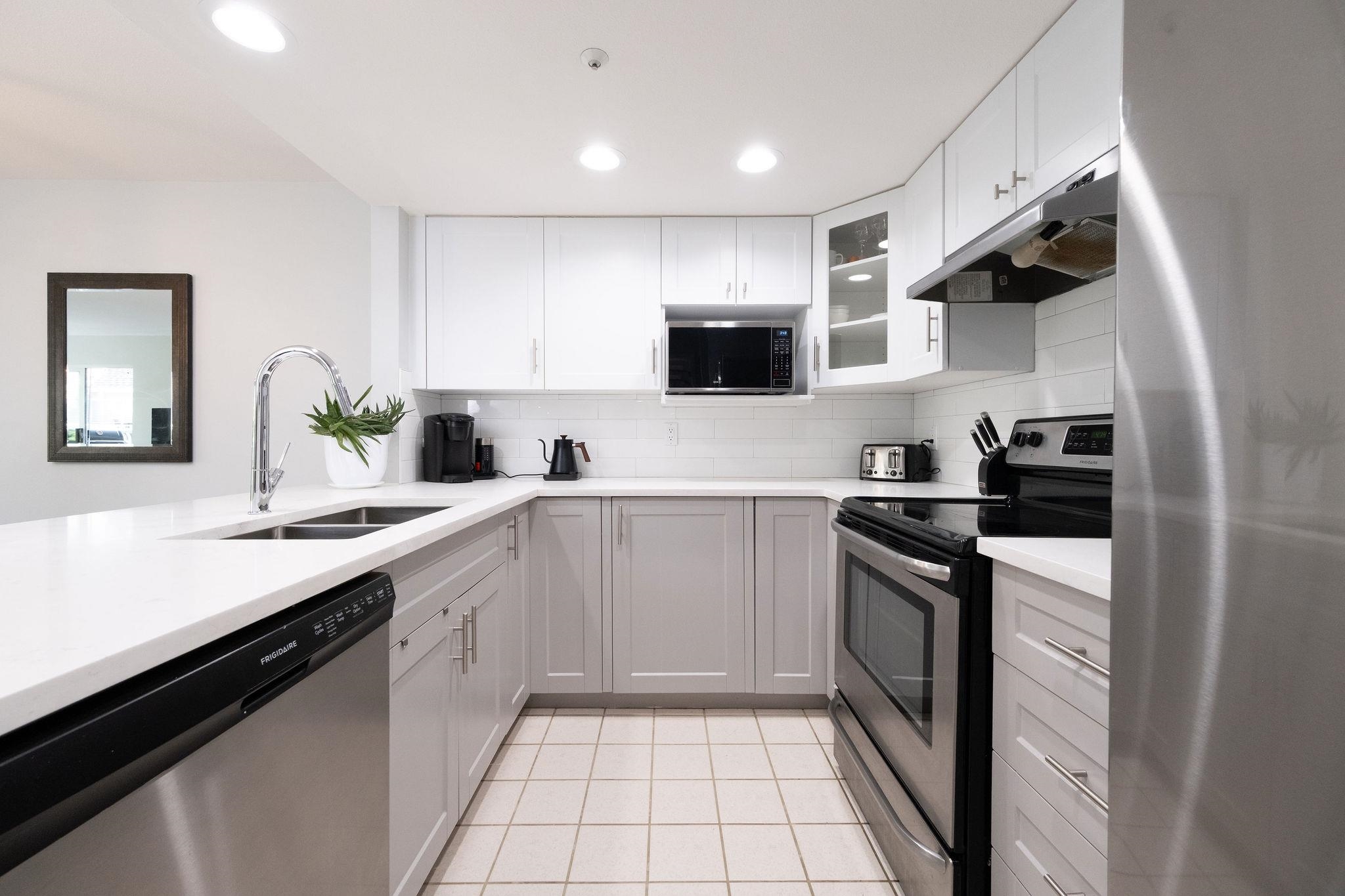 305 789 16 AVENUE, R3054040, BC,