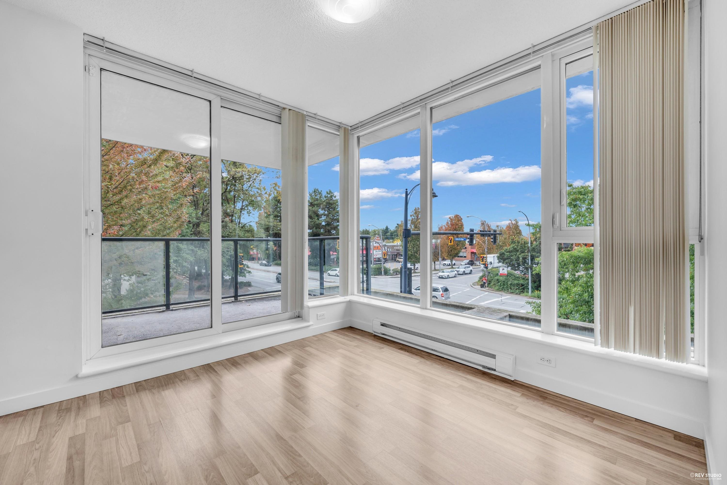 301 5028 KWANTLEN STREET, R3054130, BC,