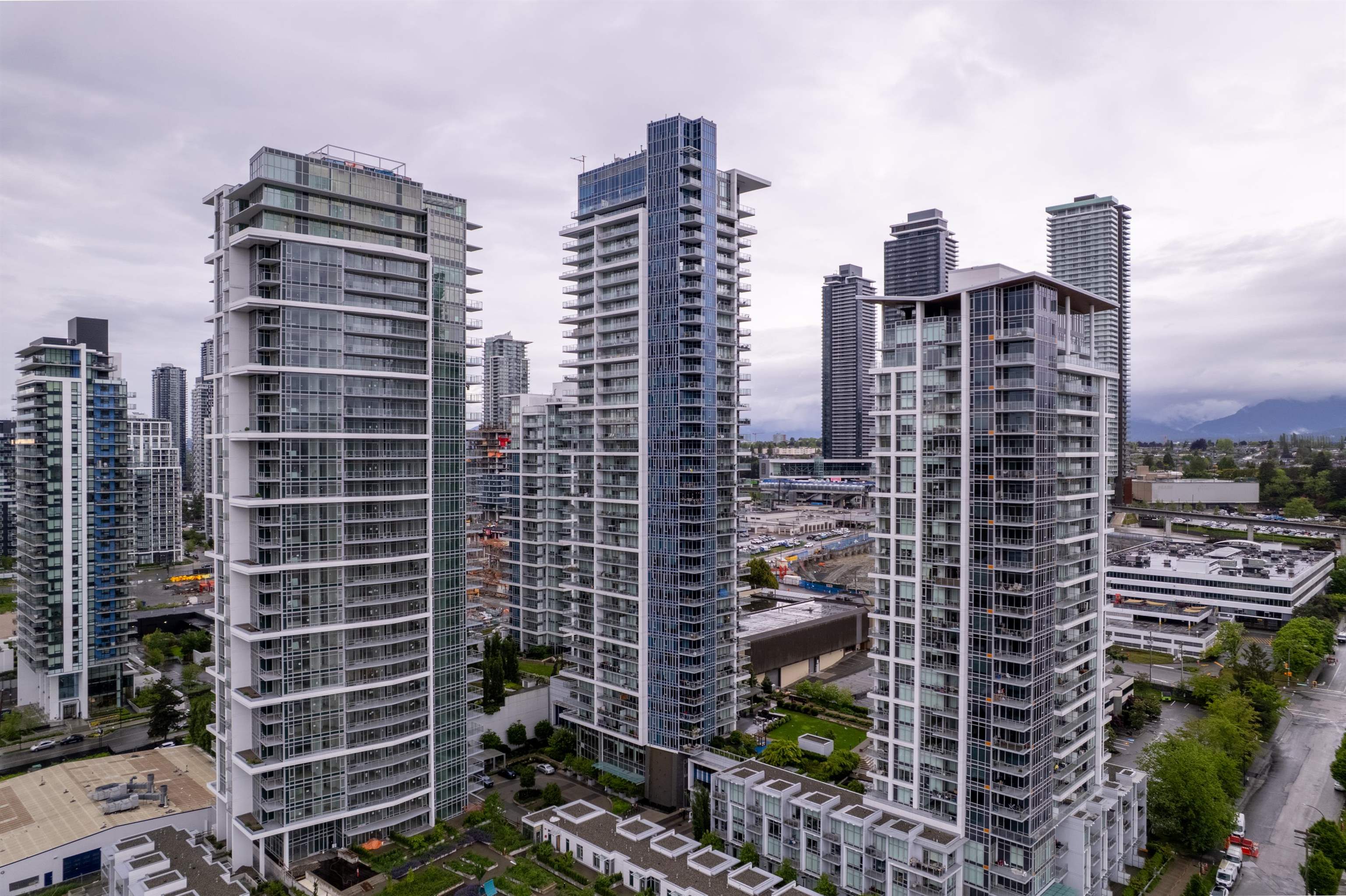 2702 2311 BETA AVENUE, R3054281, BC,