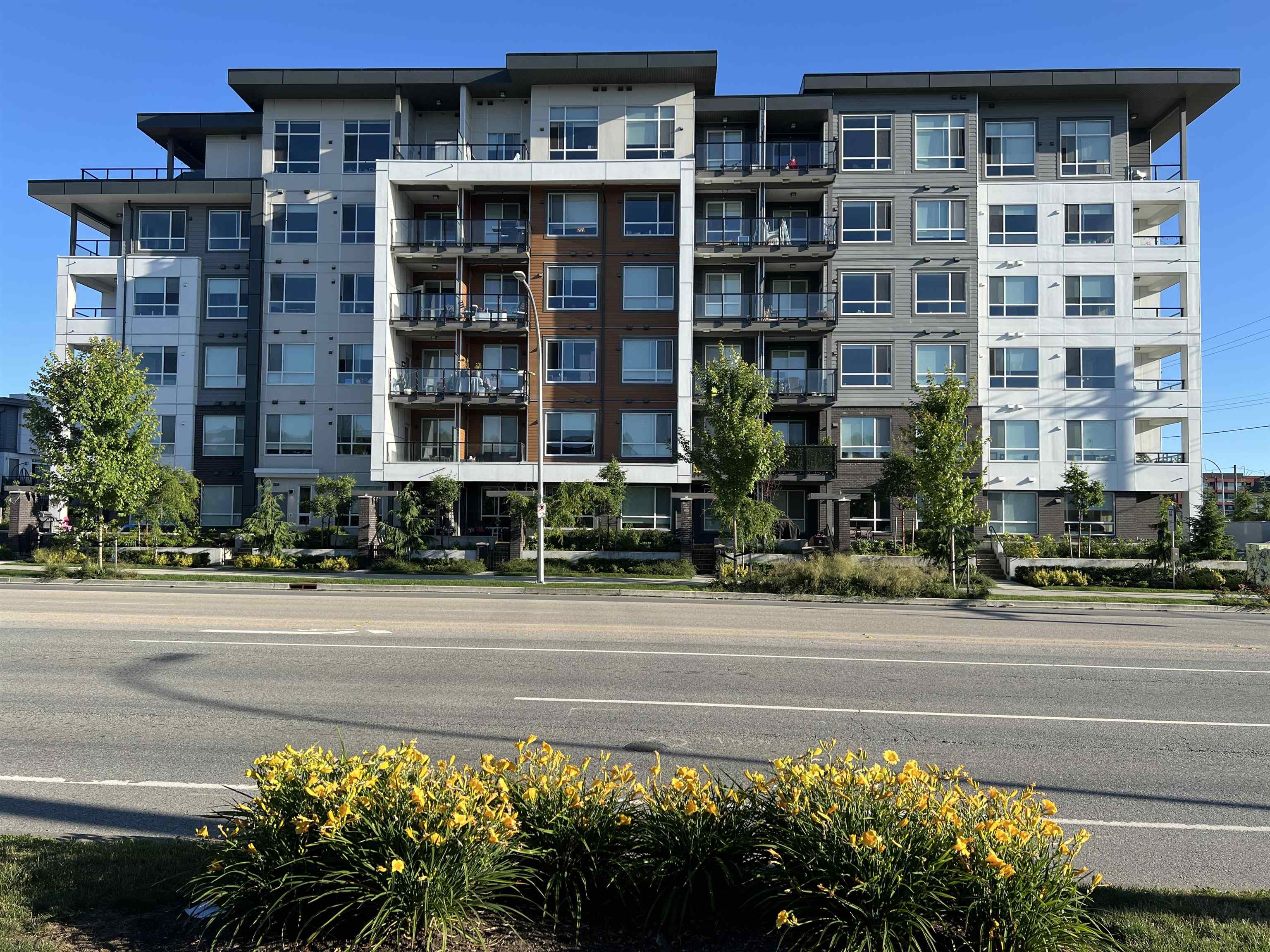 B225 20834 80 AVENUE, R3054366, BC,