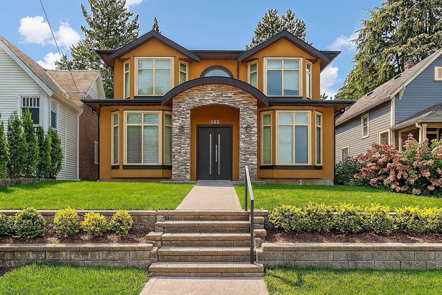 622 COLBORNE STREET, New Westminster BC V3L 2C9, R3054384, BC,