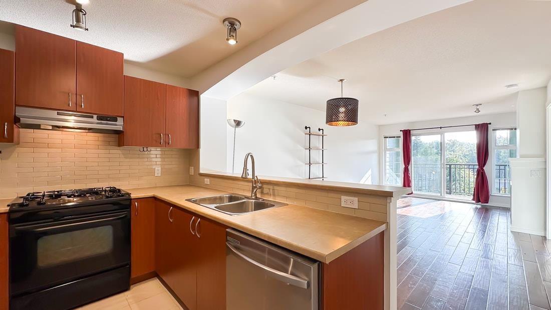 310 9098 HALSTON COURT, R3054413, BC,