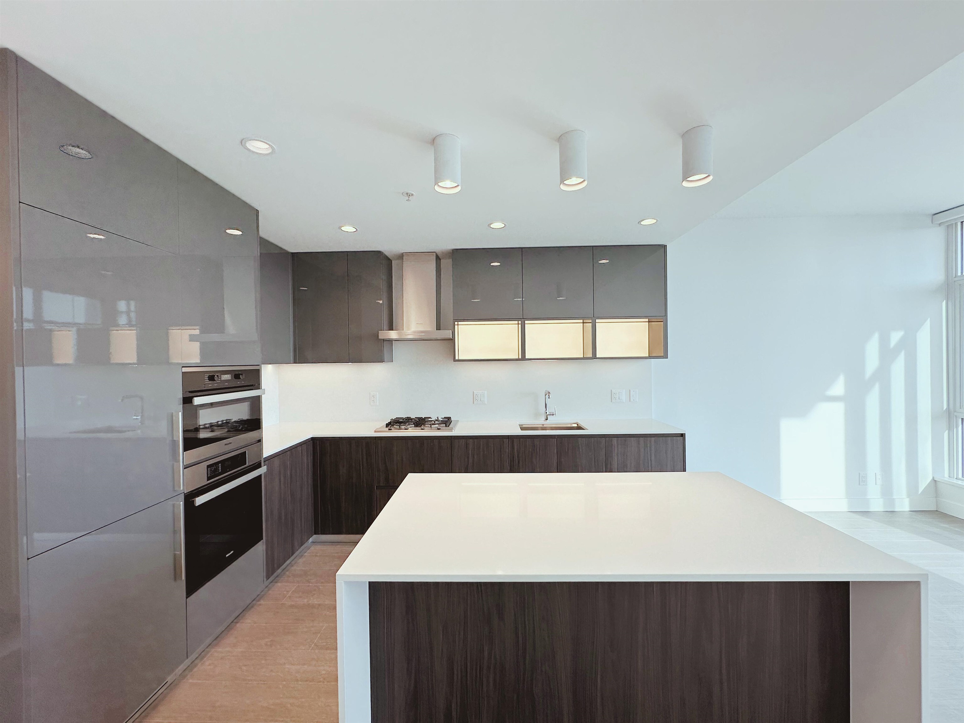 305 6511 SUSSEX AVENUE, R3054432, BC,