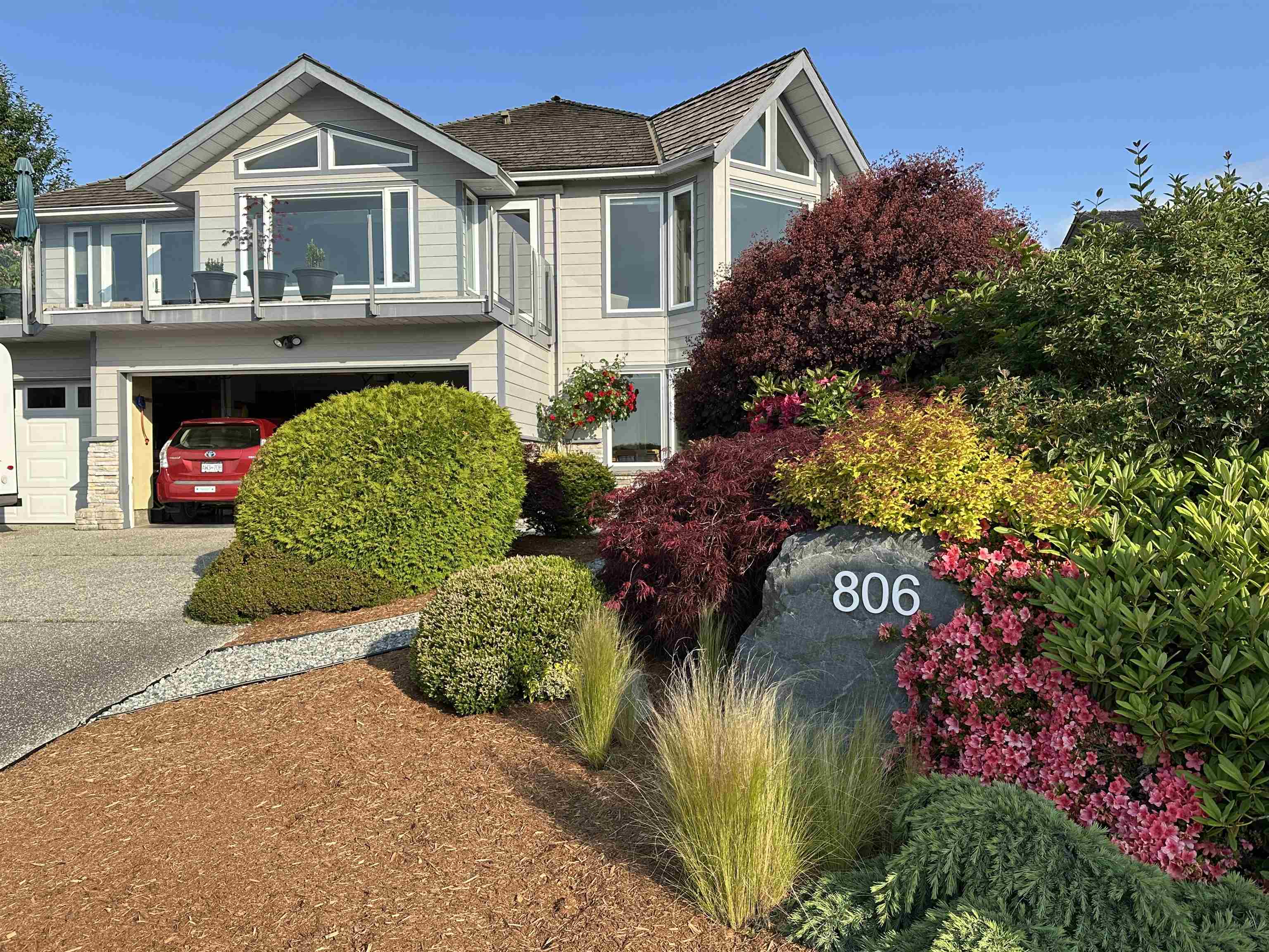 806 OCEANMOUNT BOULEVARD, Gibsons BC V0N 1V8, R3054442, BC,