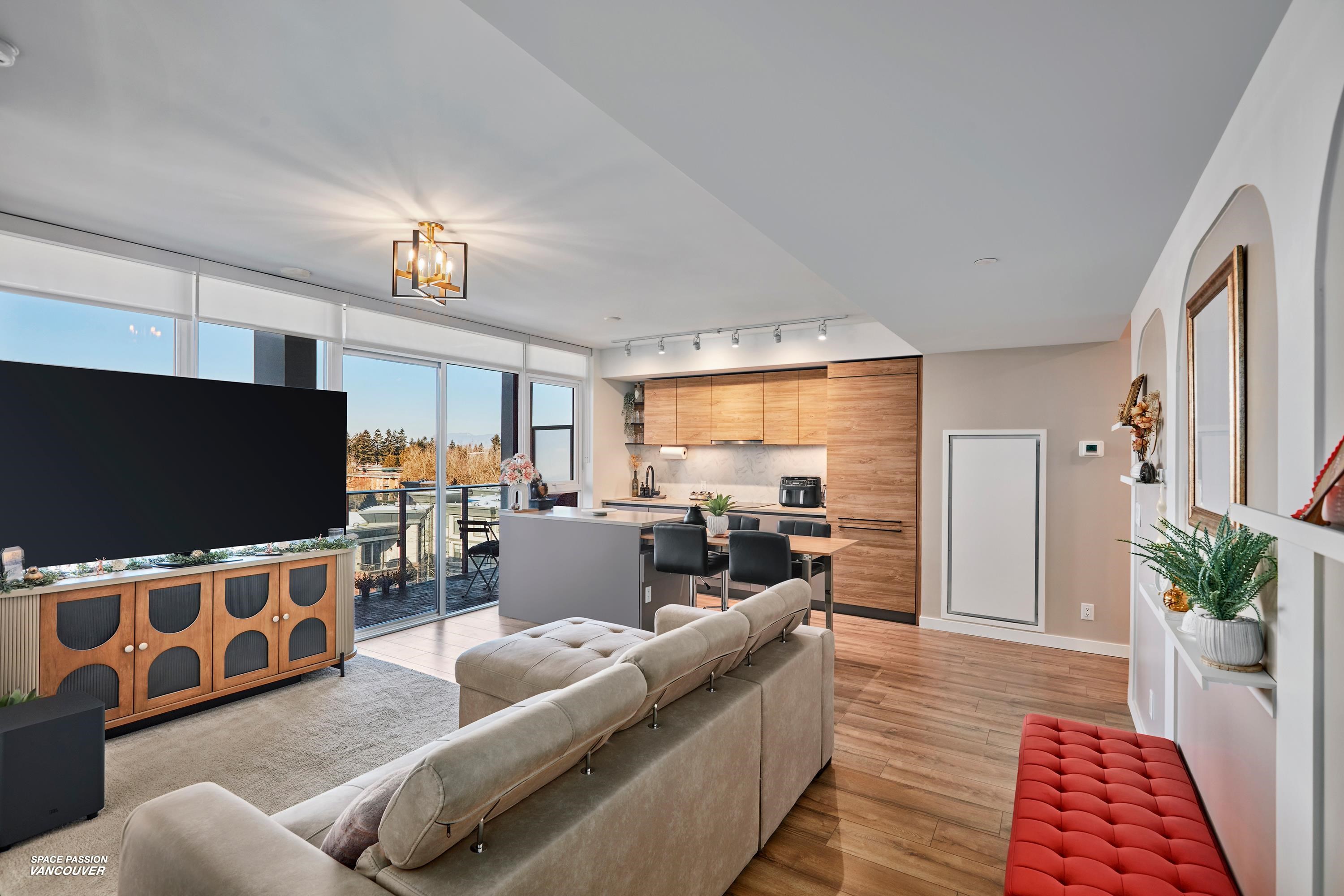 710 10448 UNIVERSITY DRIVE, R3054566, BC,