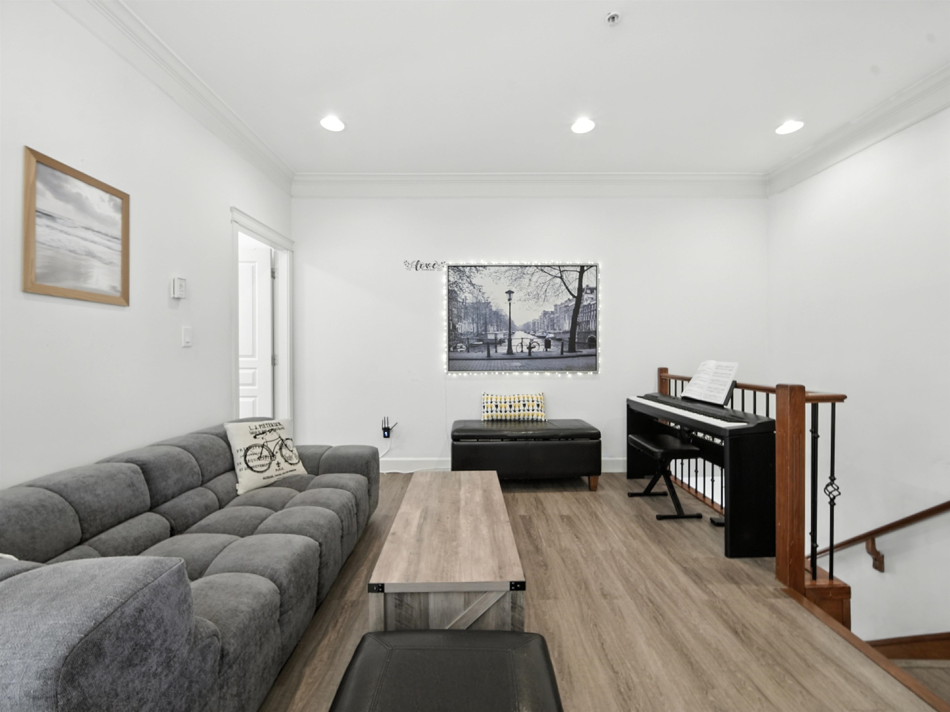 1430 E 8TH AVENUE, Vancouver BC V5N 1T4, R3055056, BC,