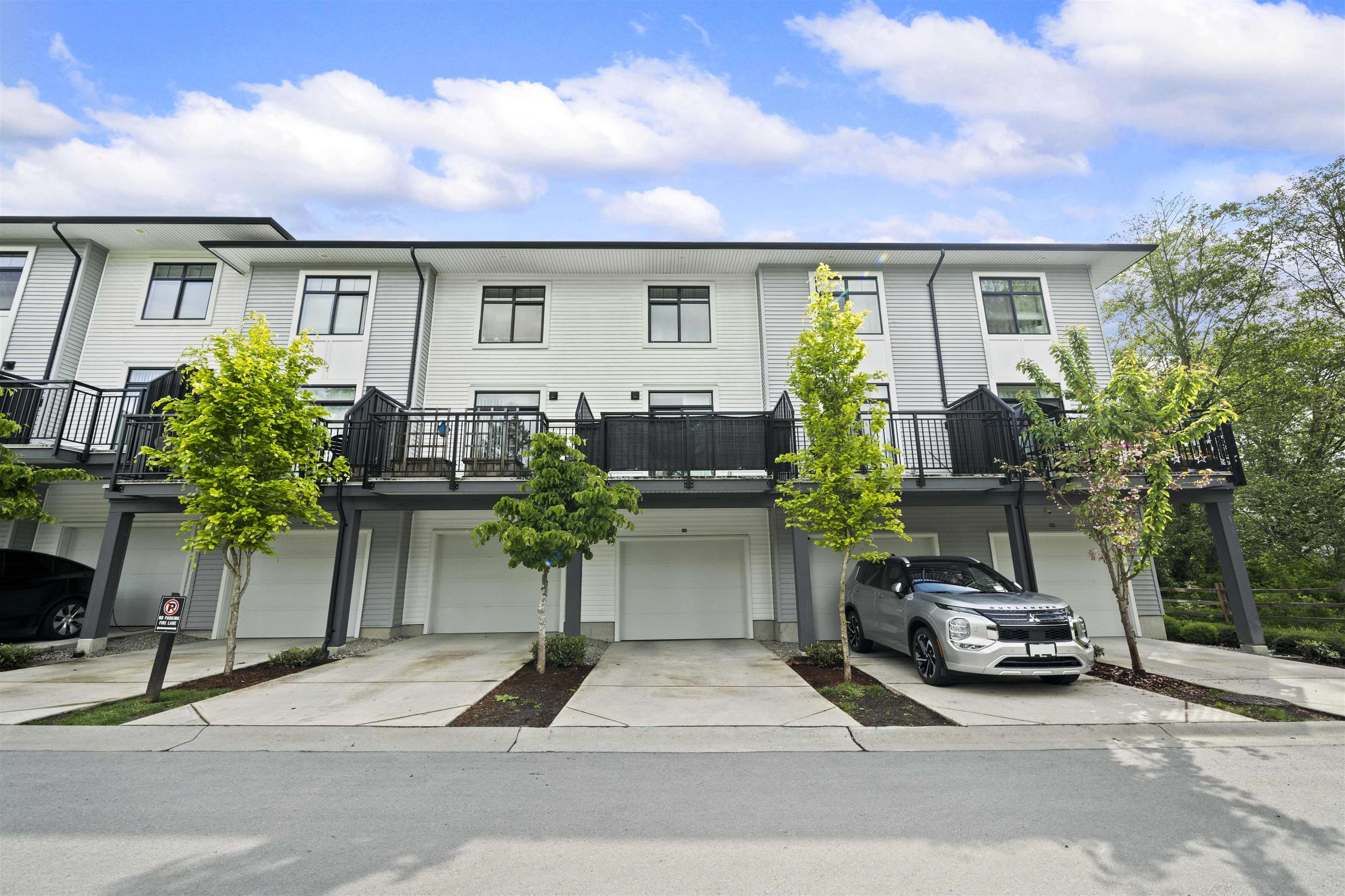 150 15235 SITKA DRIVE, R3055126, BC,