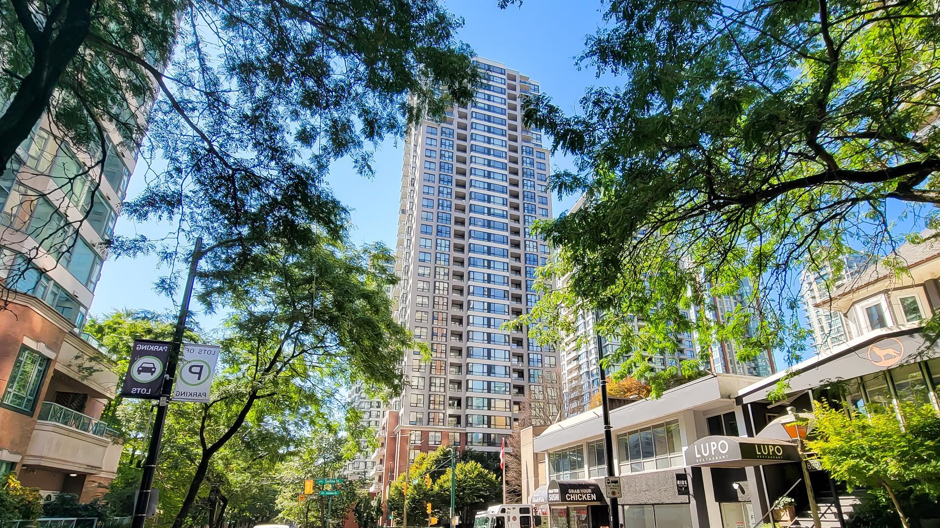 802 909 MAINLAND STREET, R3055186, BC,