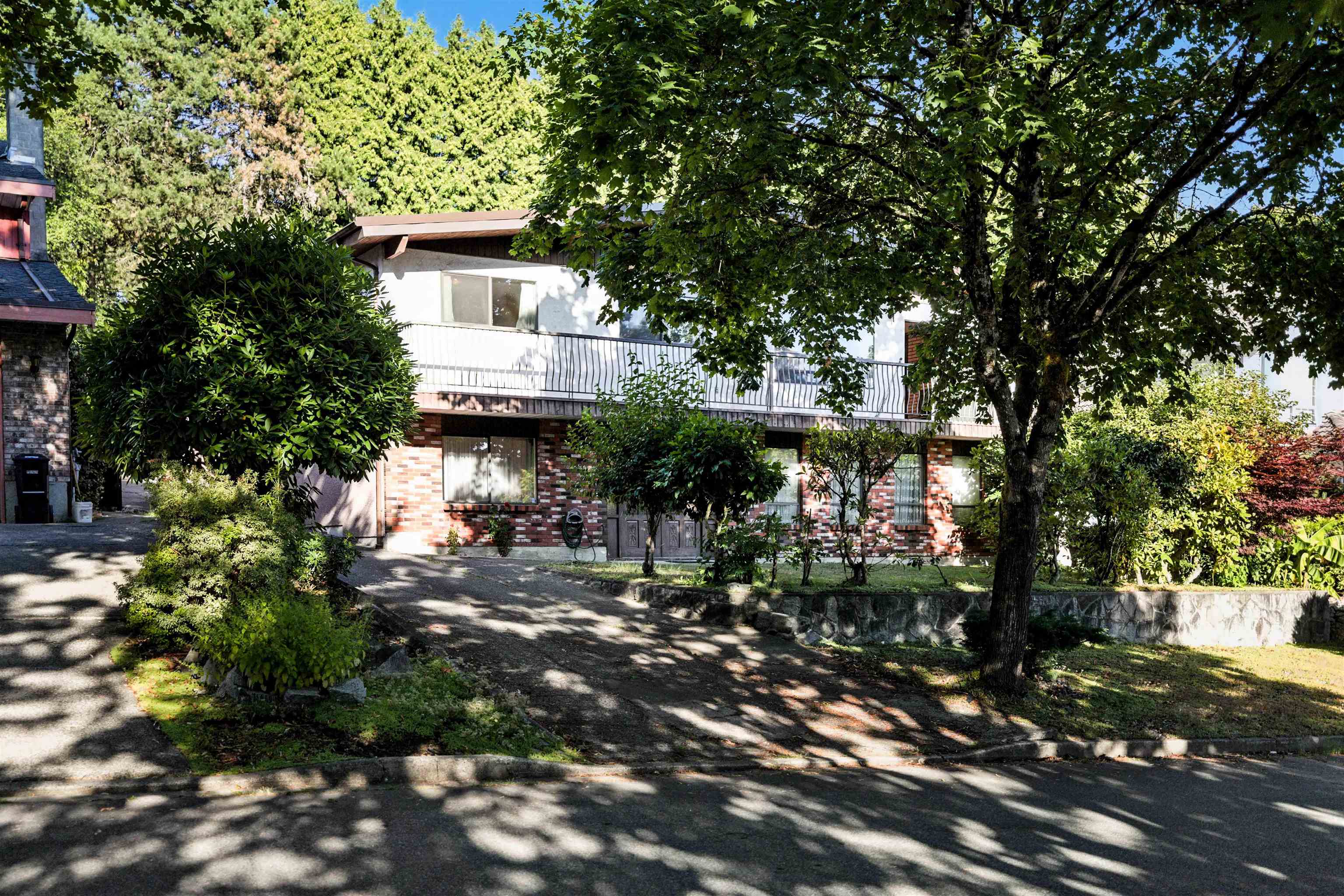 1362 PHILLIPS AVENUE, Burnaby BC V5A 3Z3, R3055323, BC,