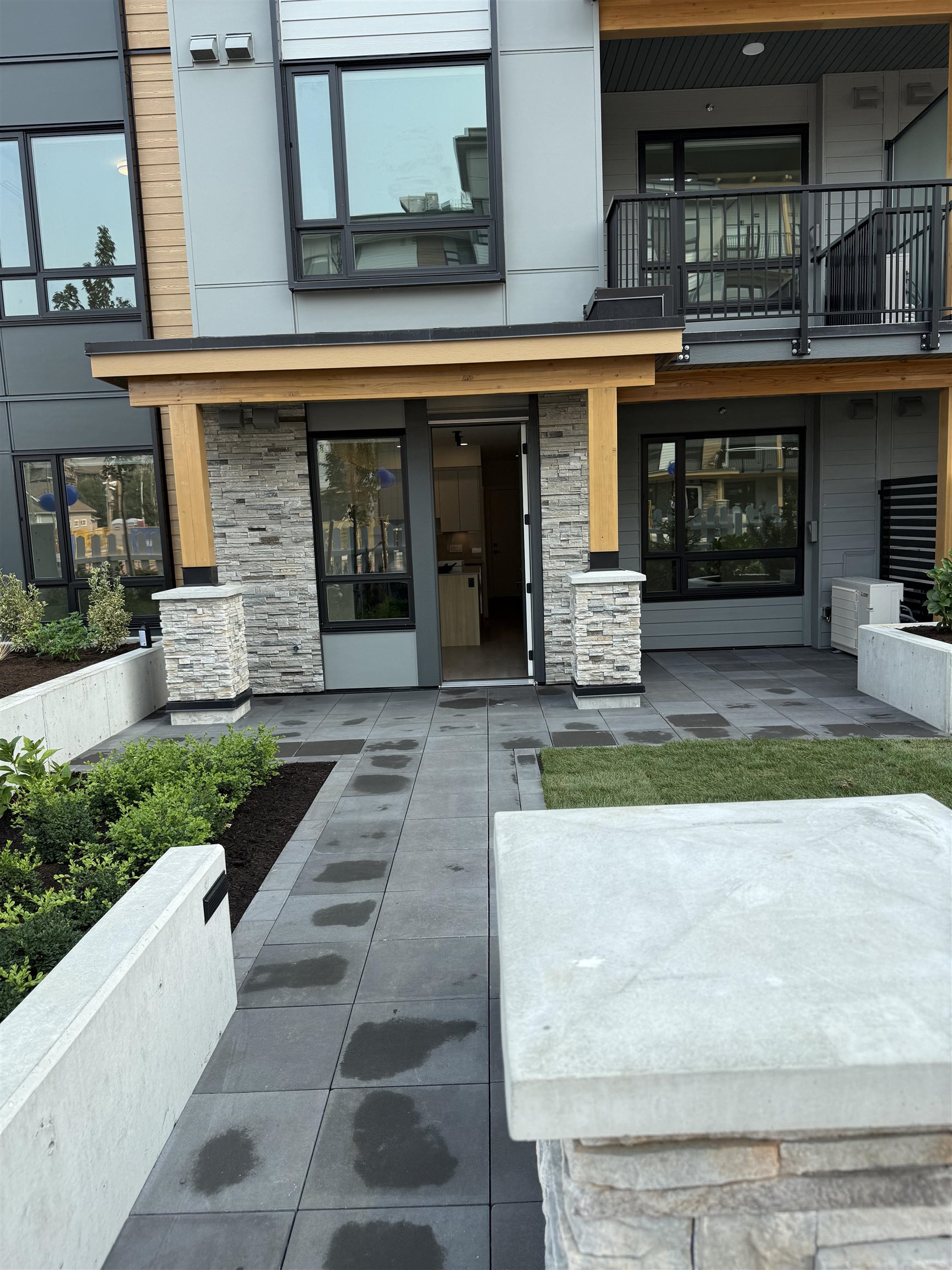 111 8230 208B STREET, R3055392, BC,