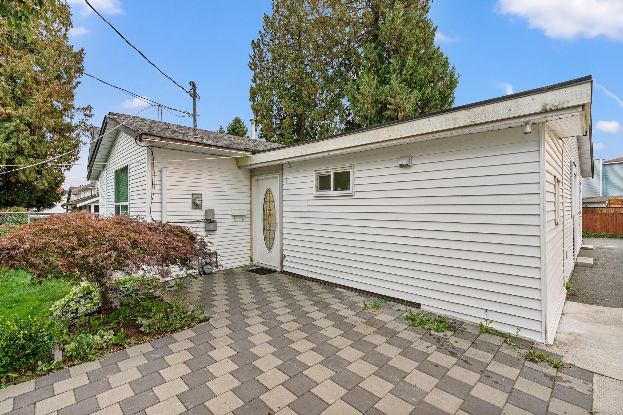 15646 96 AVENUE, Surrey BC V4N 2K9, R3055476, BC,