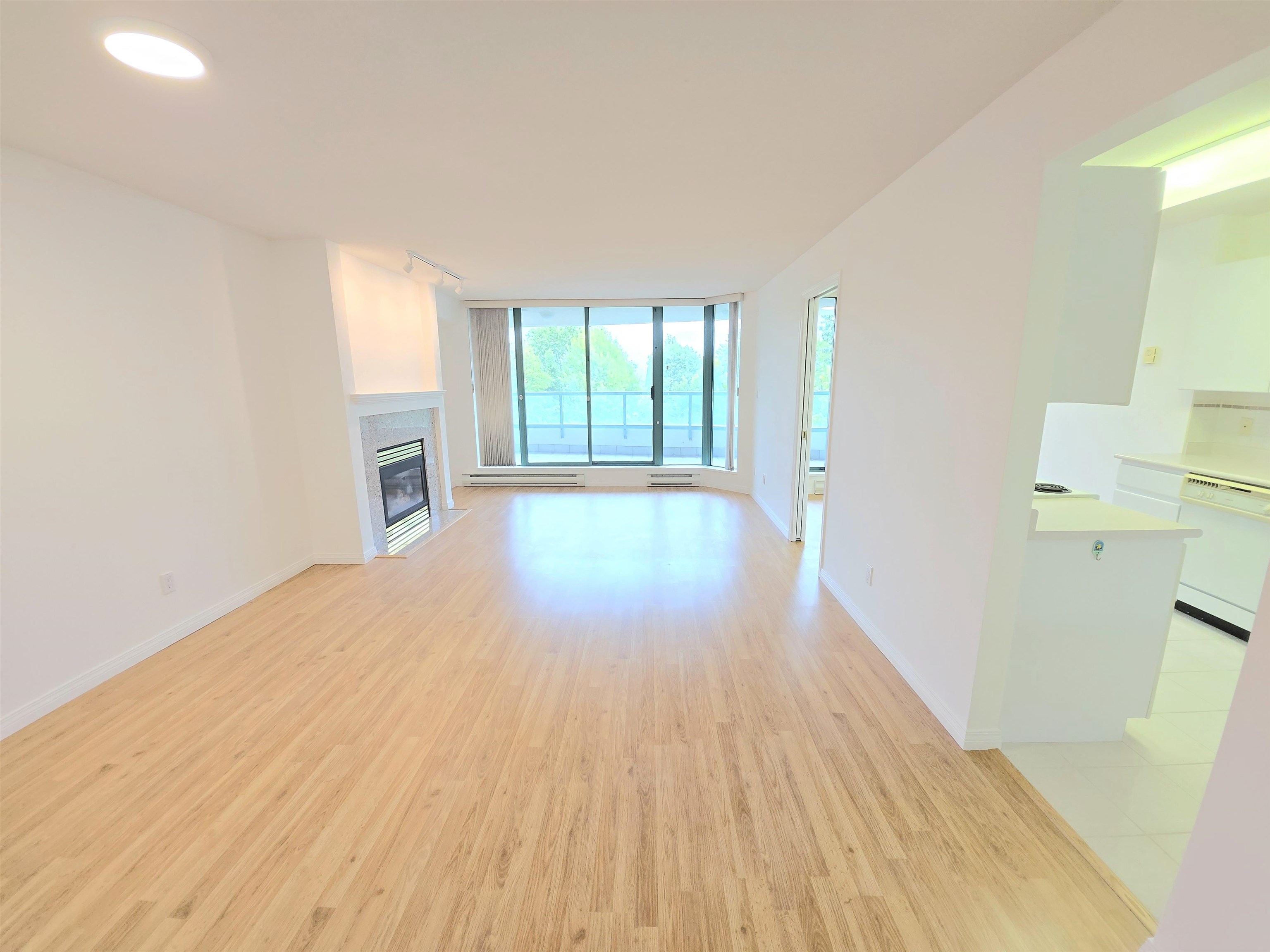 401 5899 WILSON AVENUE, R3055653, BC,