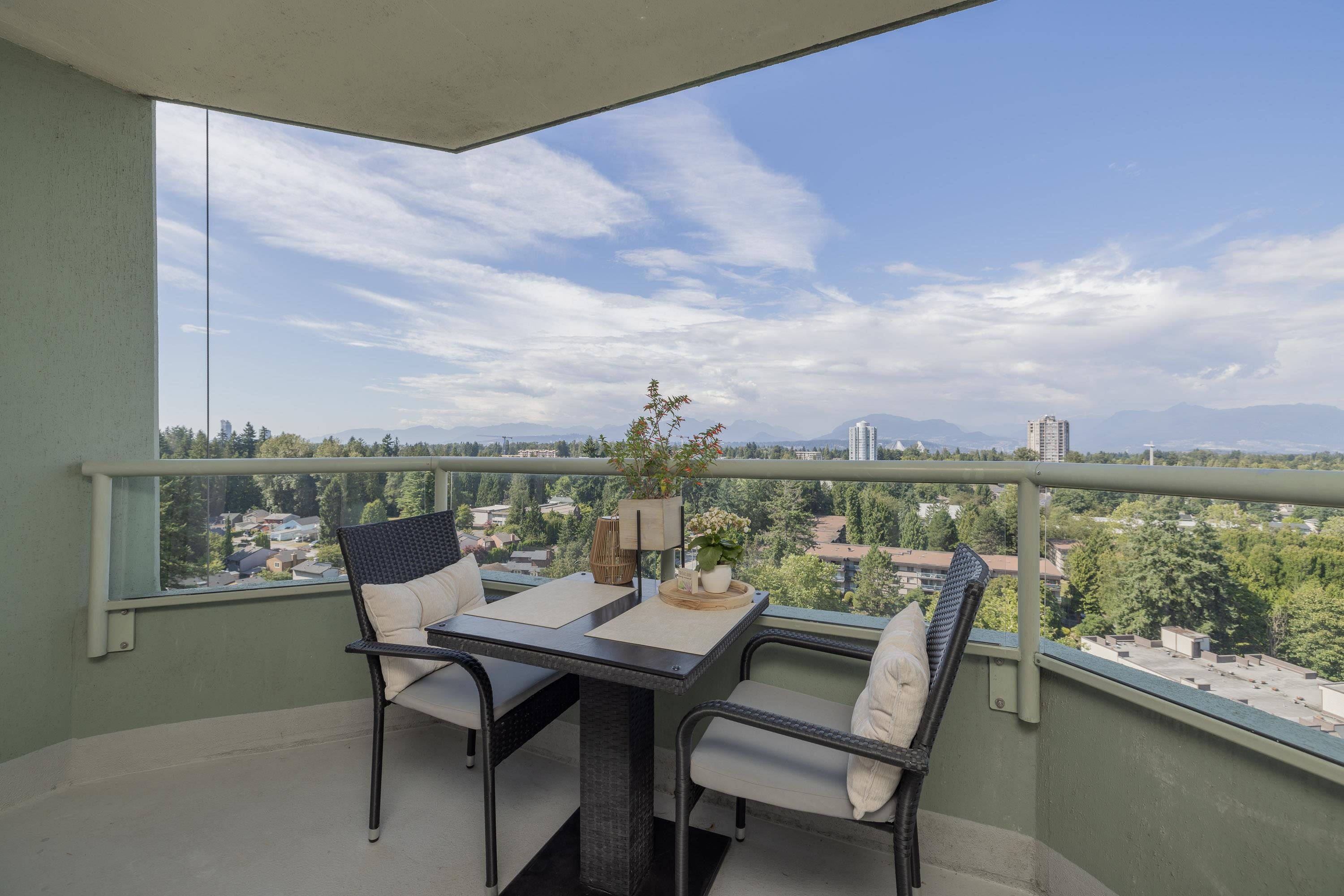 1504 10082 148 STREET, R3055677, BC,