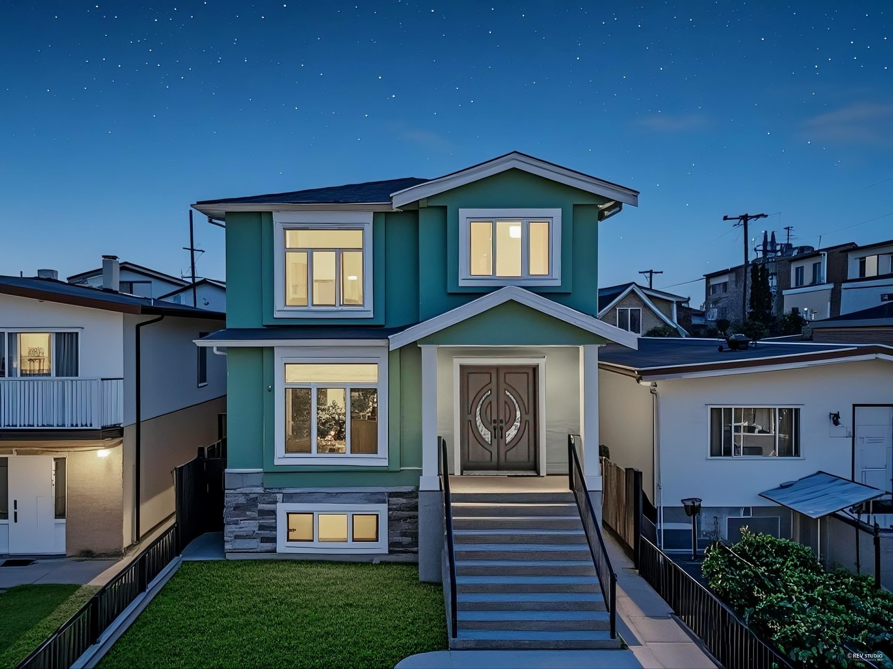 2936 E 2ND AVENUE, Vancouver BC V5M 1E5, R3055775, BC,