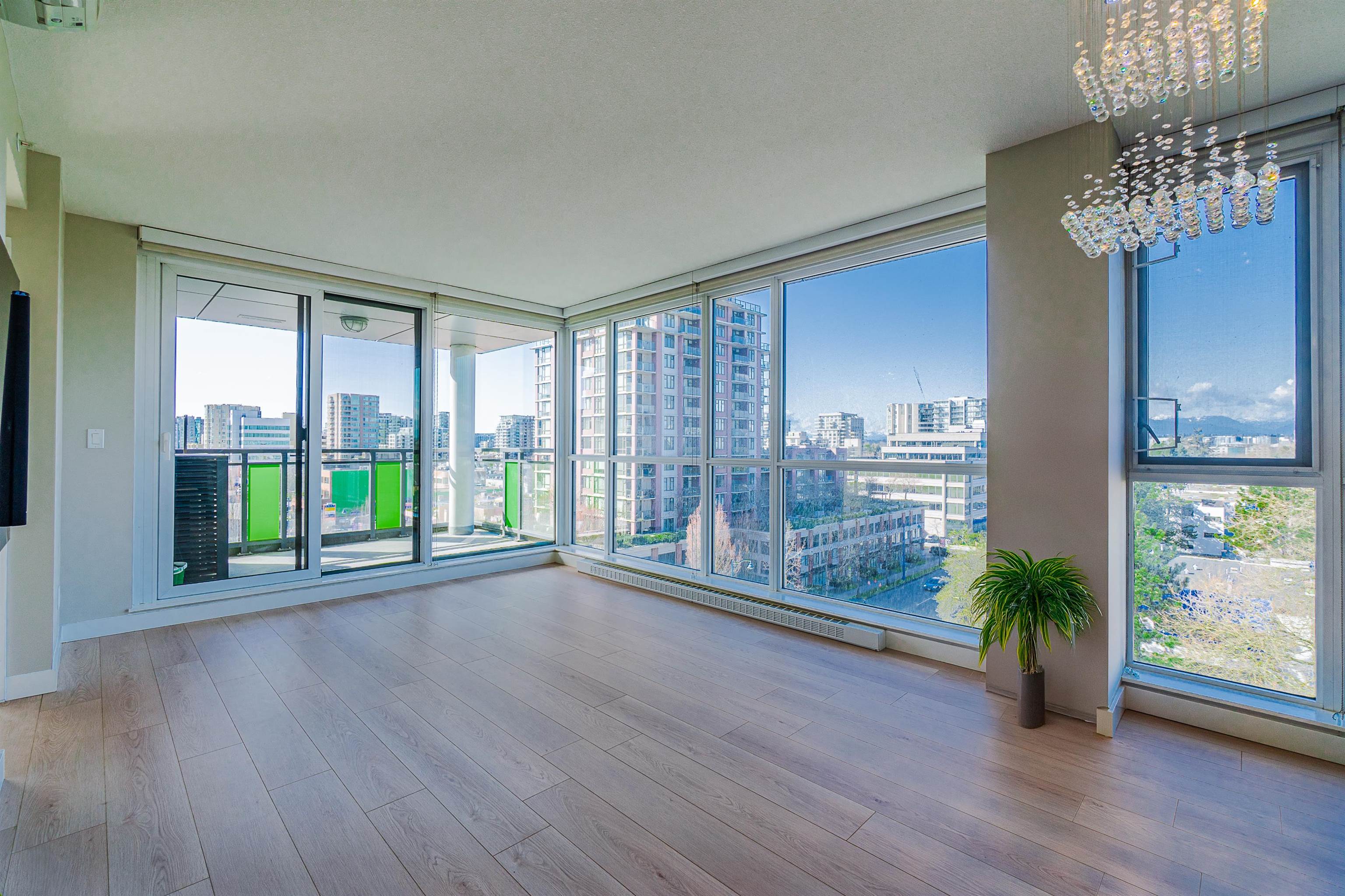 902 6180 COONEY ROAD, R3055882, BC,