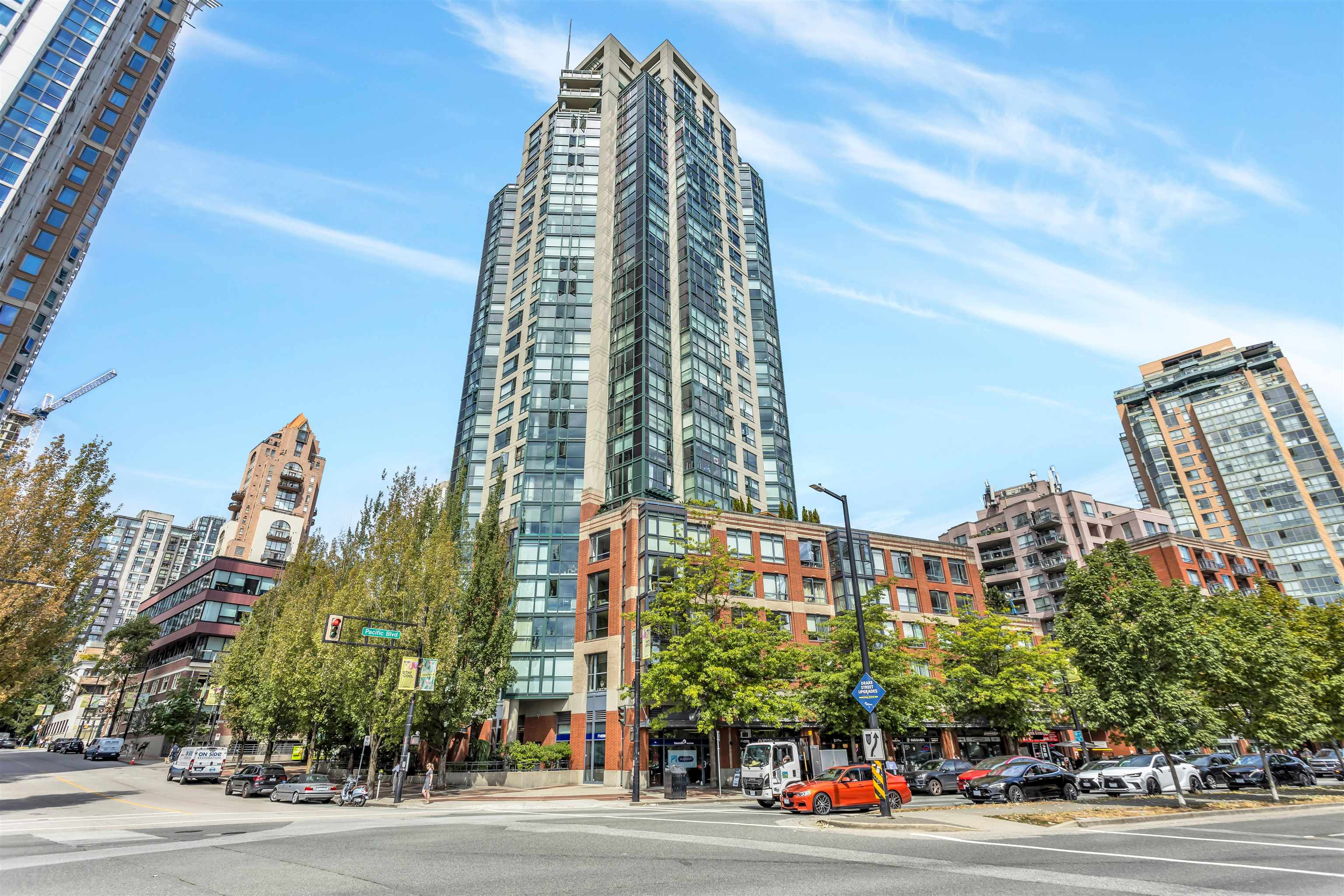 1802 289 DRAKE STREET, R3055883, BC,