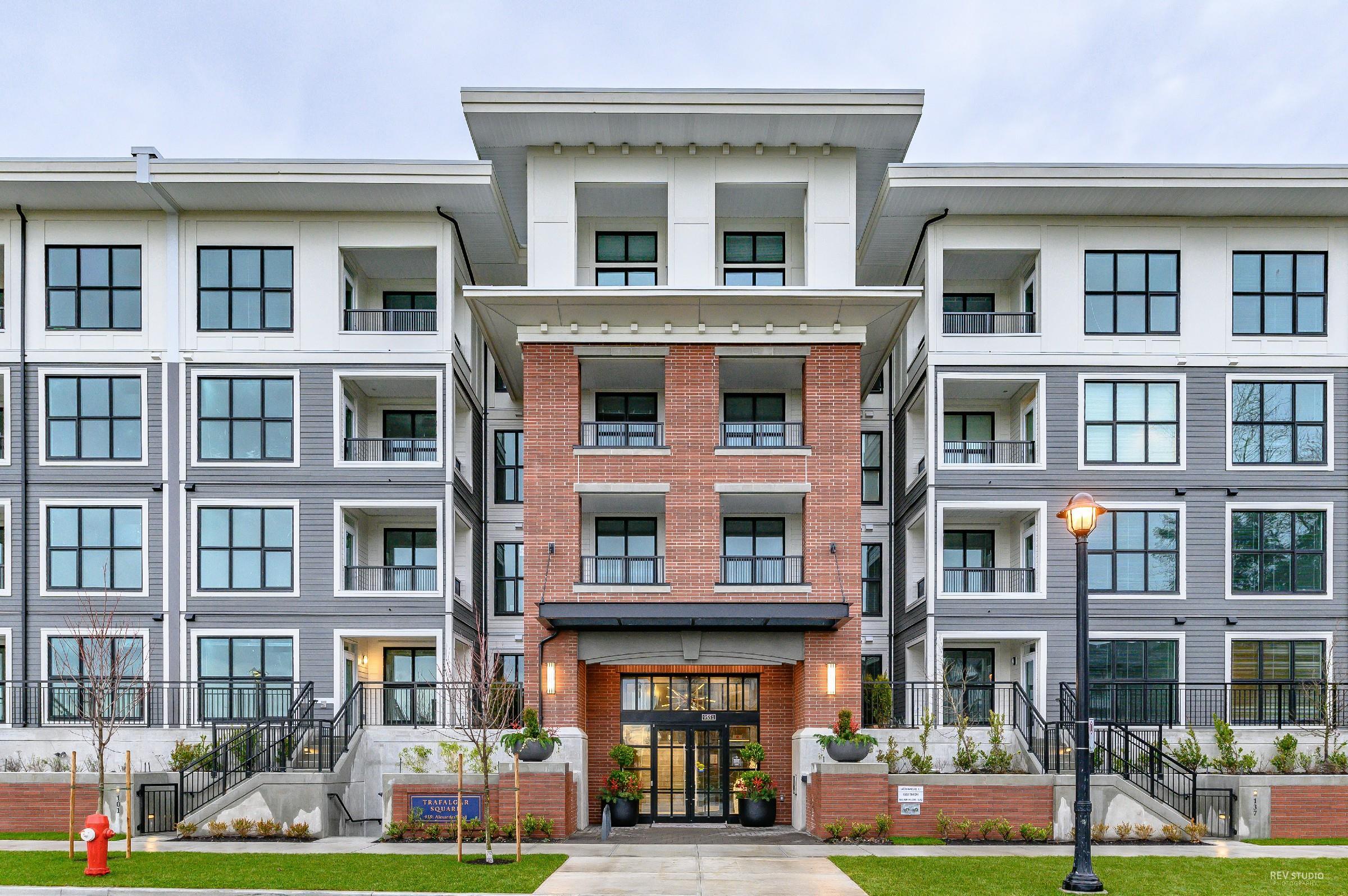 438 9551 ALEXANDRA ROAD, R3055898, BC,