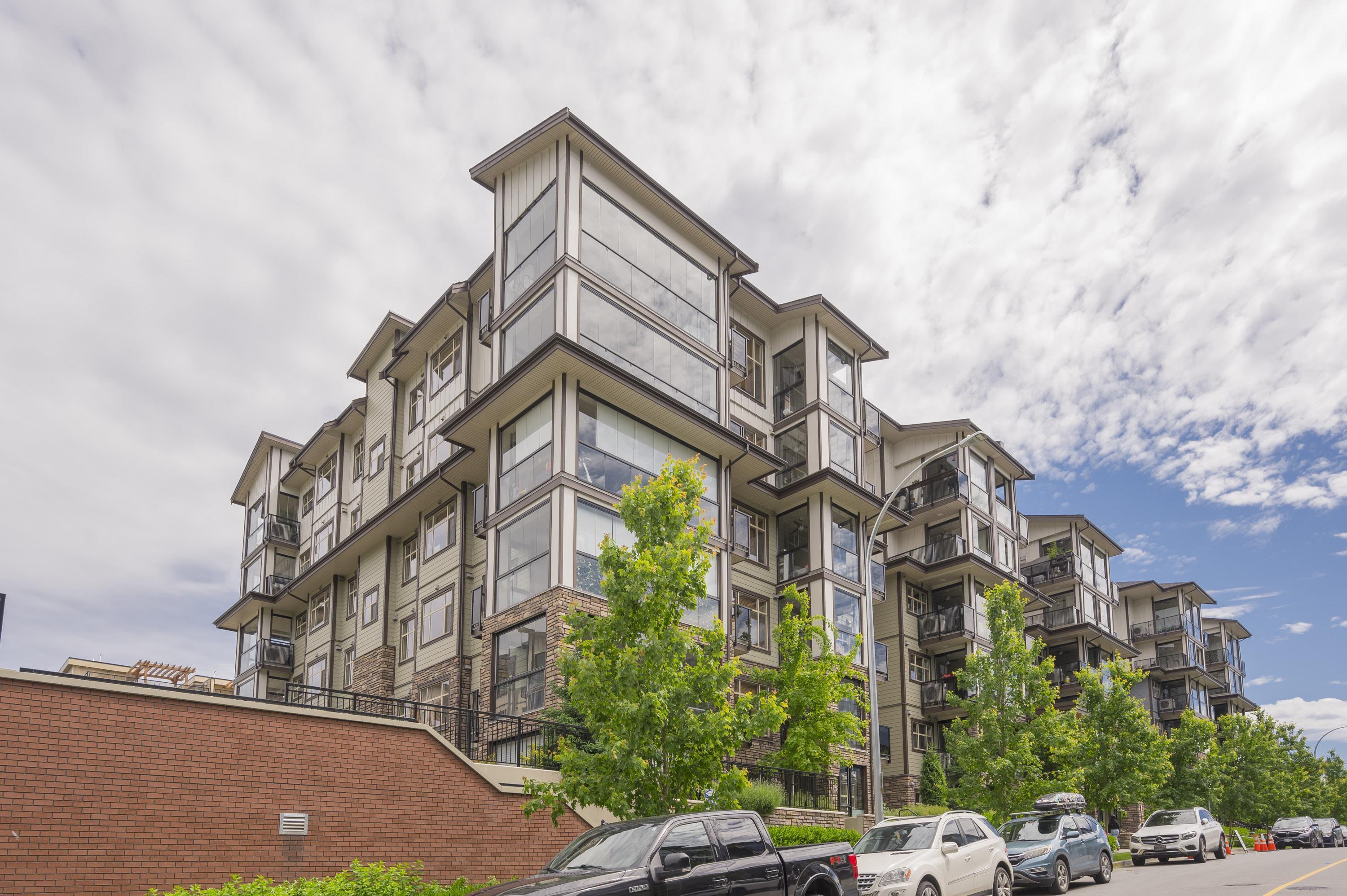 612 8538 203A STREET, R3056096, BC,