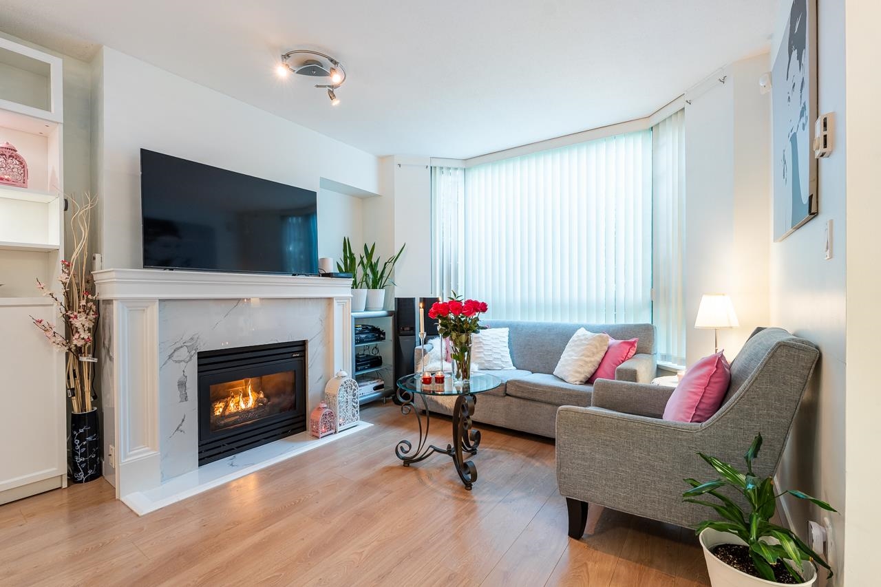 TH1 1889 ROSSER AVENUE, R3056188, BC,