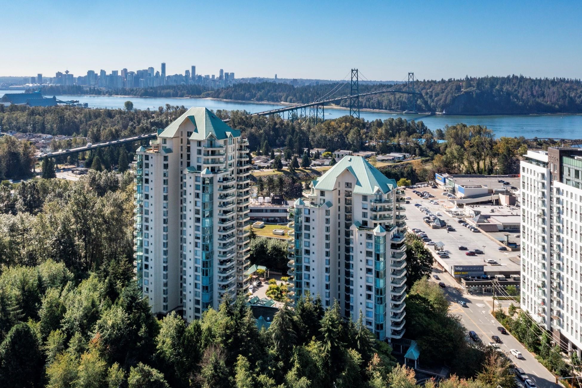 19A 328 TAYLOR WAY, R3056445, BC,
