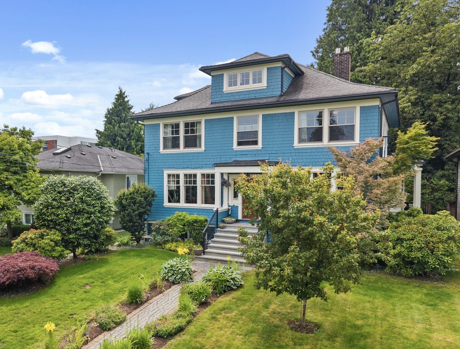 922 FIFTH STREET, New Westminster BC V3L 2Y4, R3056523, BC,