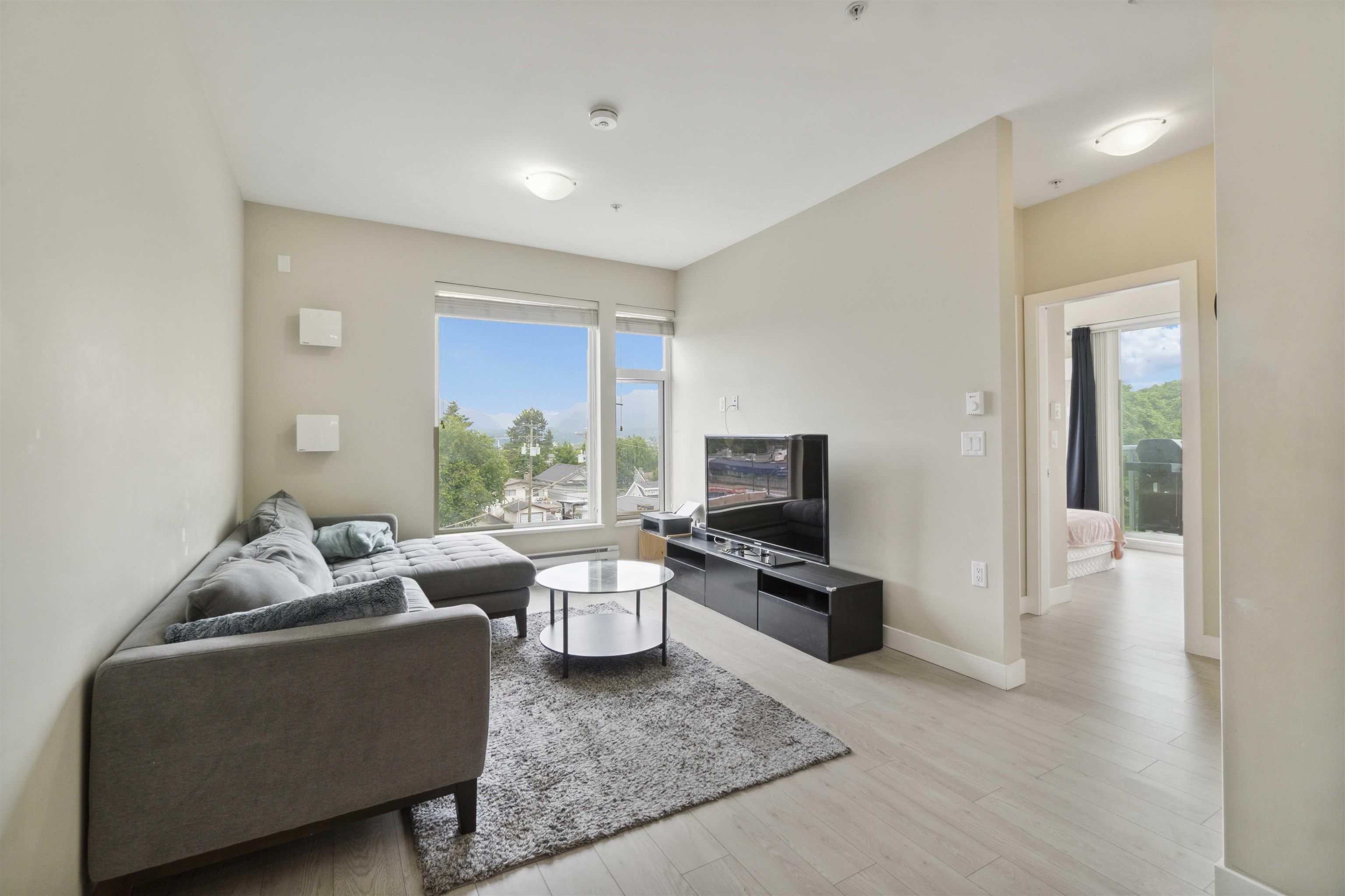 PH8 1838 RENFREW STREET, R3056529, BC,