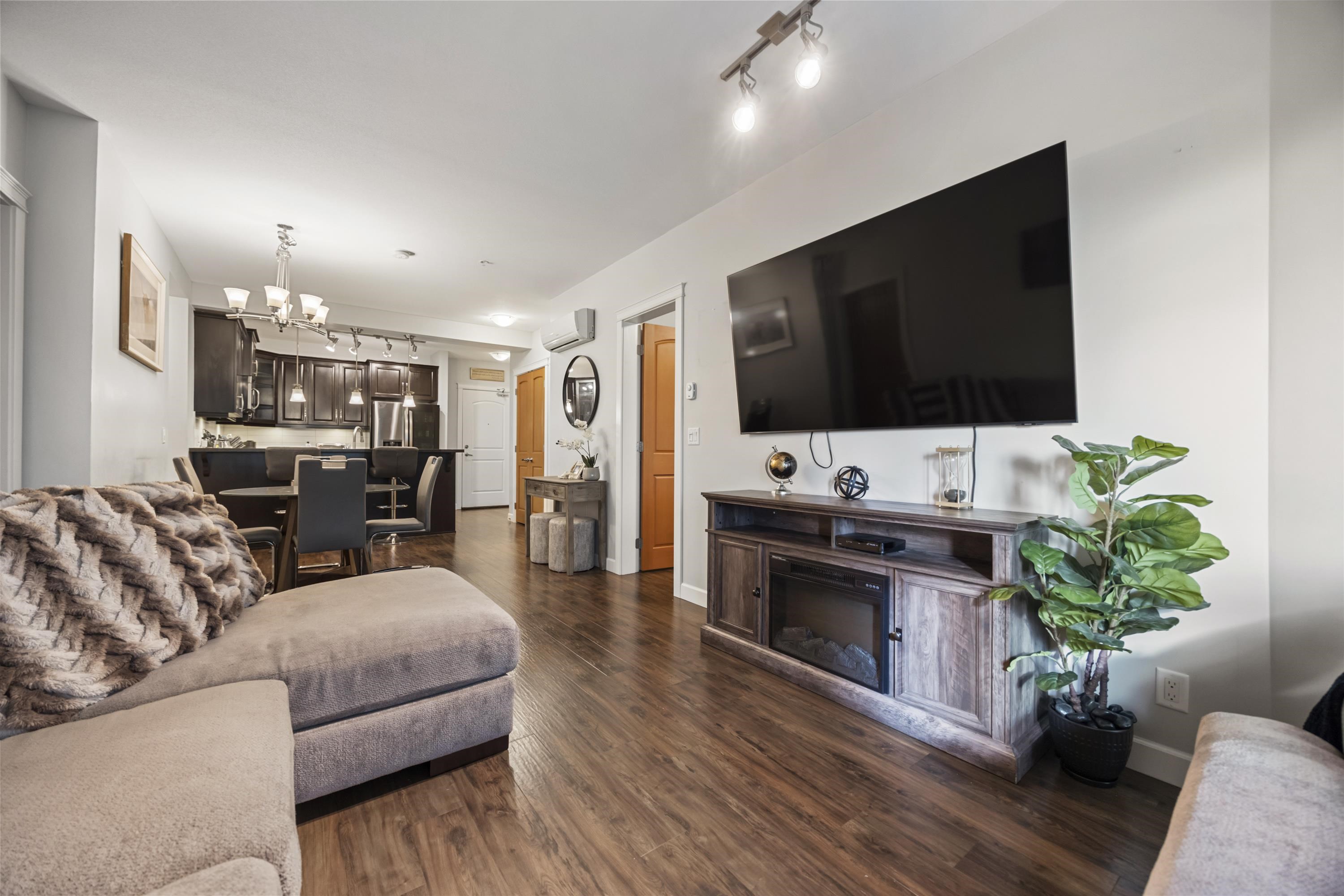 336 8288 207A STREET, R3056598, BC,