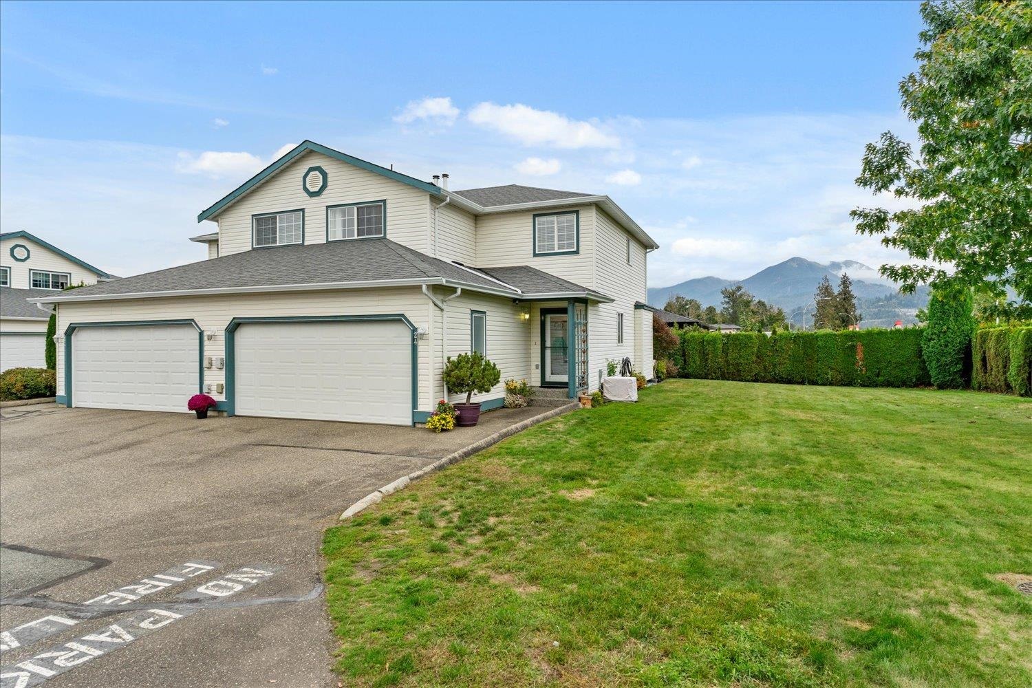 MLS® listing #R3056615 for sale located at 24 6434 VEDDER ROAD