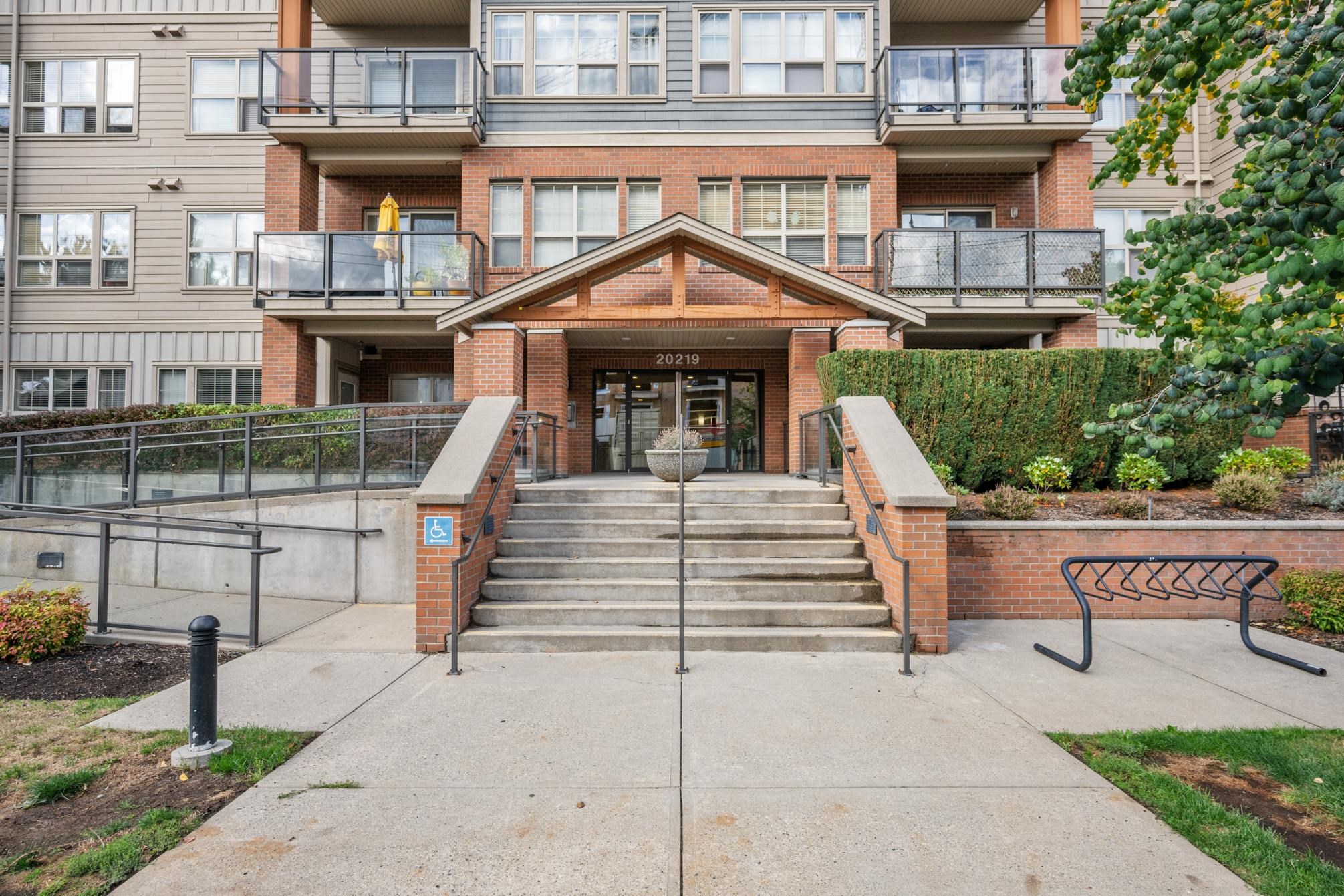 318 20219 54A AVENUE, R3056728, BC,