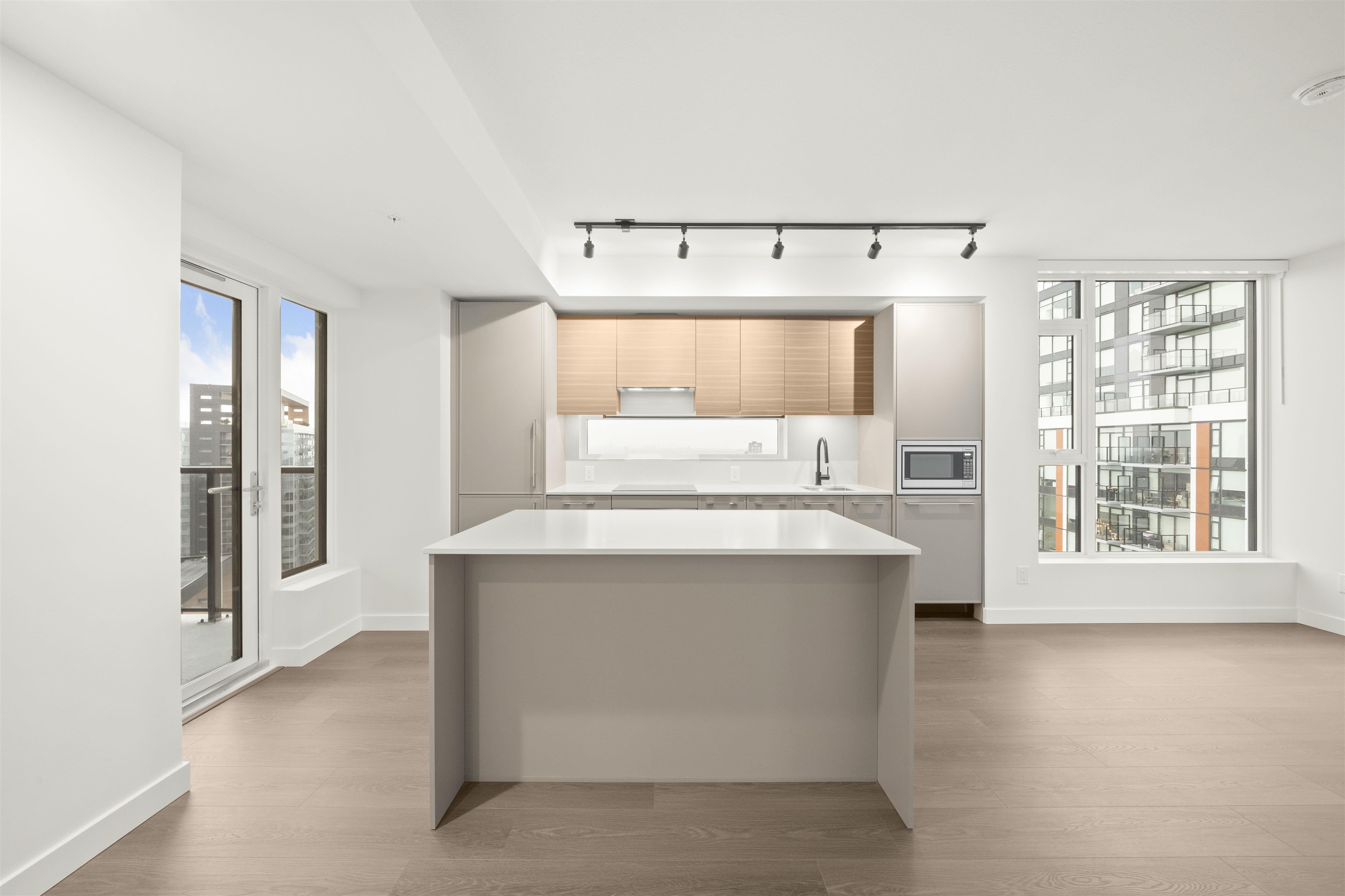 3503 13745 GEORGE JUNCTION, R3056794, BC,