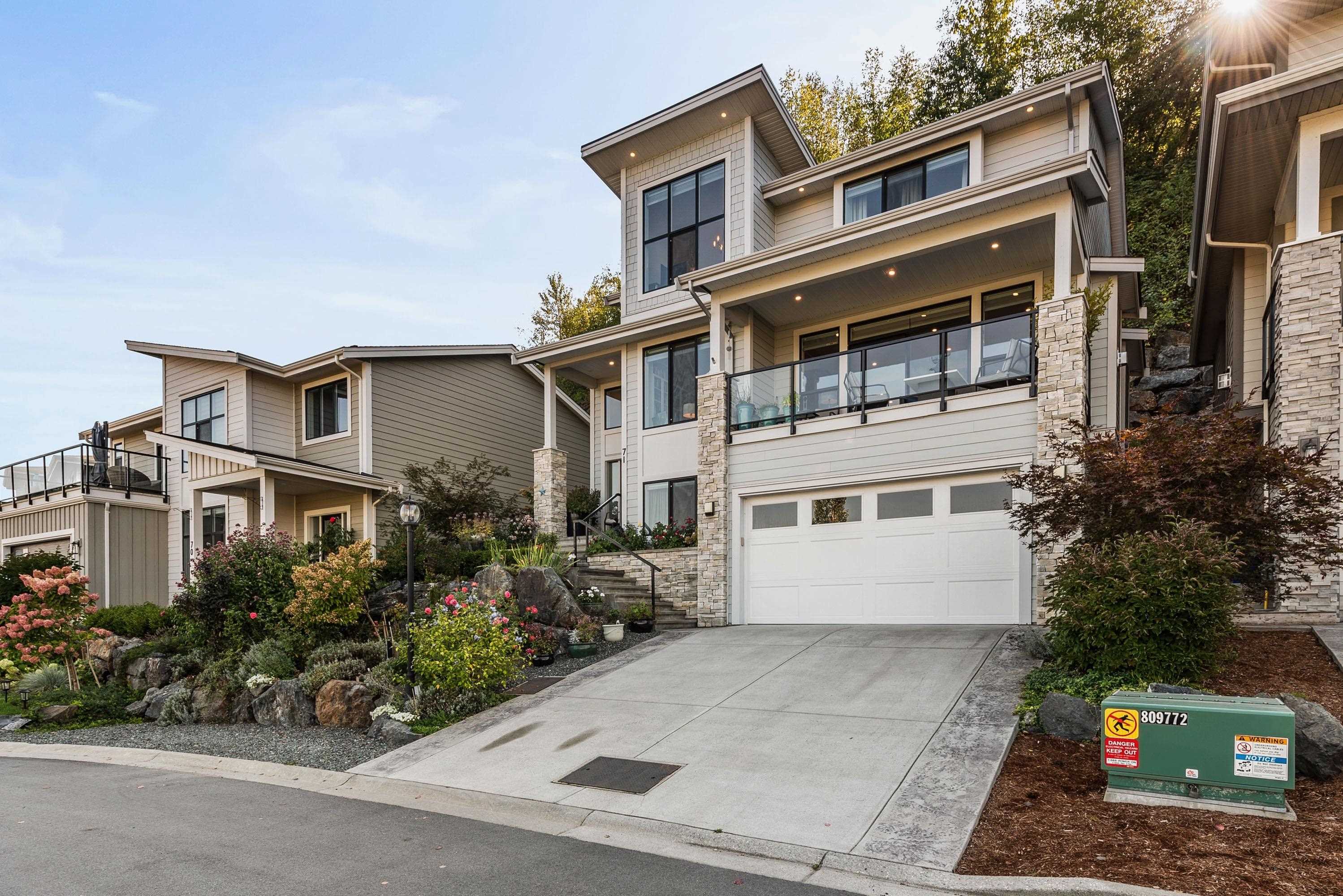 MLS® listing #R3056860 for sale located at 71 50778 LEDGESTONE PLACE