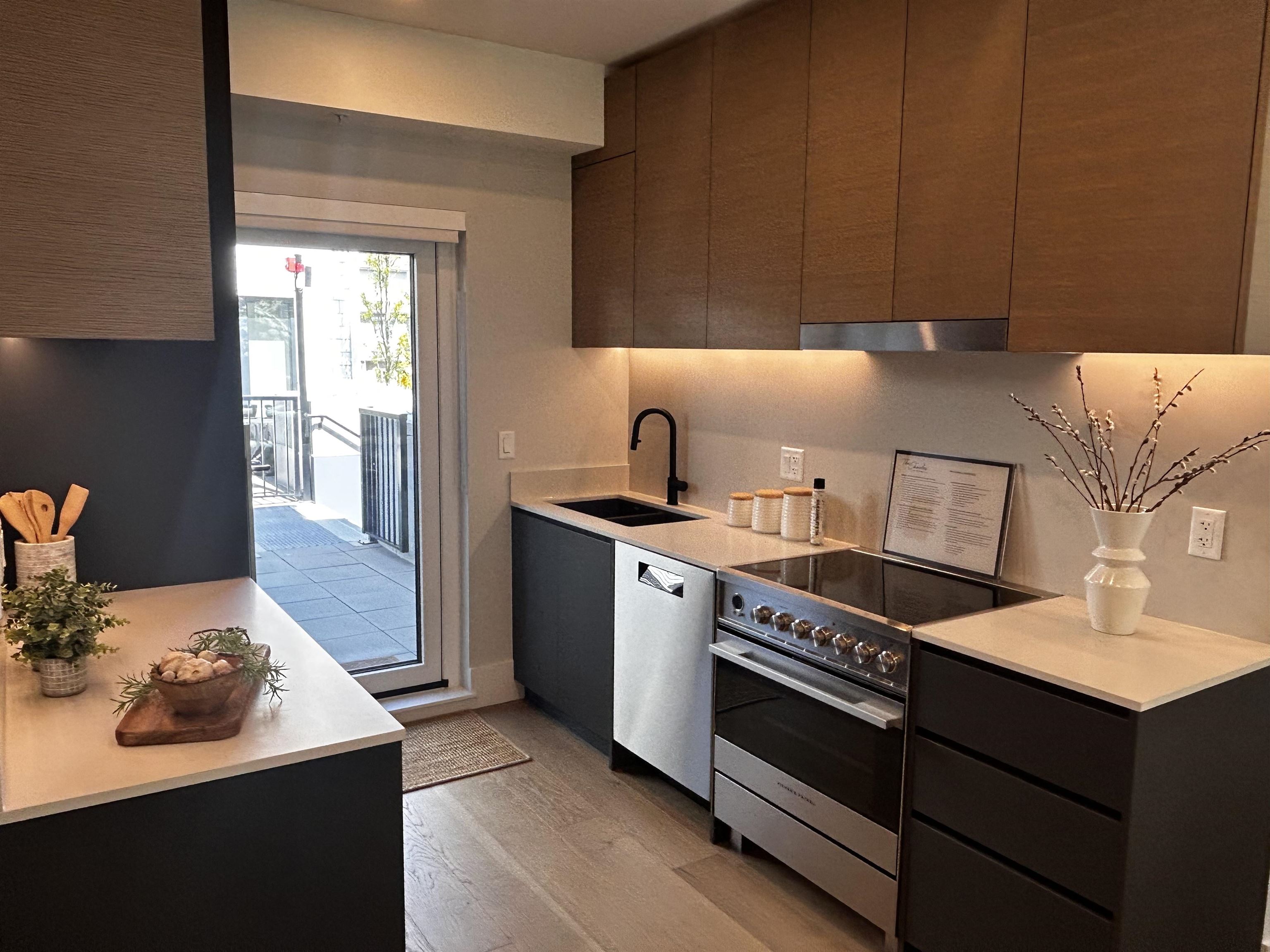 1341 E 21ST AVENUE, Vancouver BC V5V 1T1, R3056871, BC,