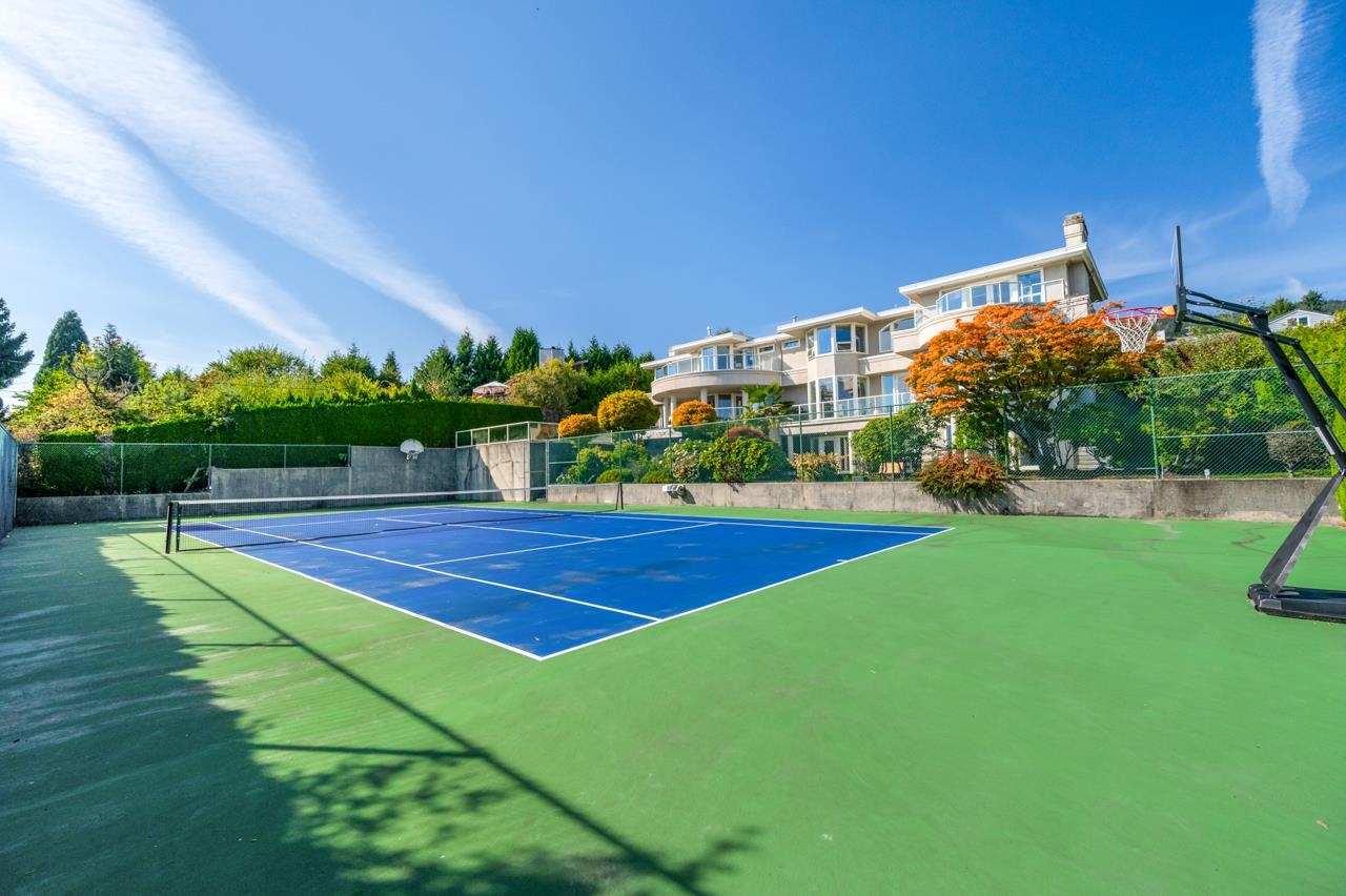 620 KNOCKMAROON ROAD, West Vancouver BC V7S 1R6, R3056913, BC,