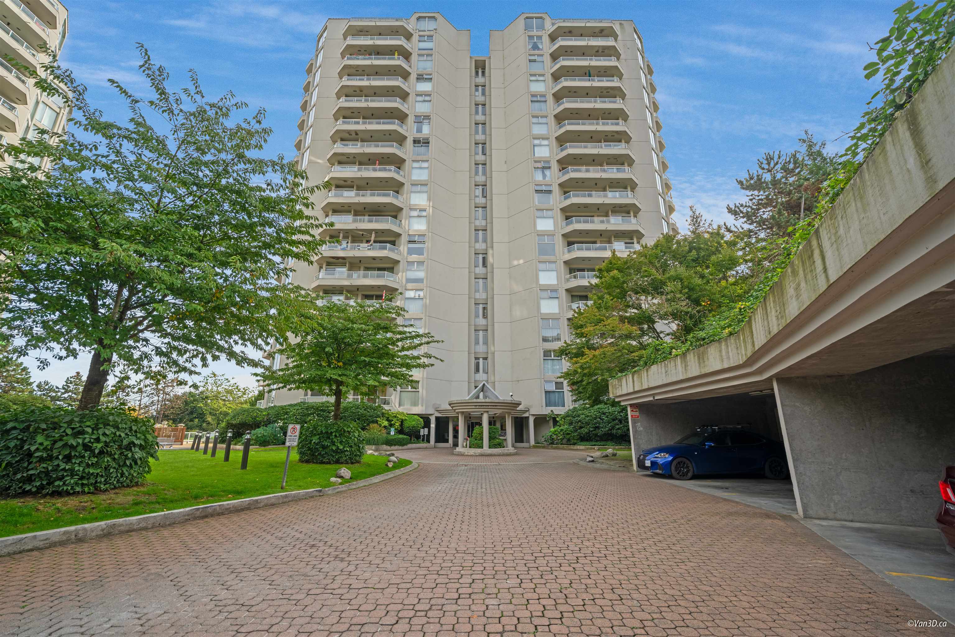 MLS® listing #R3057045 for sale located at 1606 69 JAMIESON COURT
