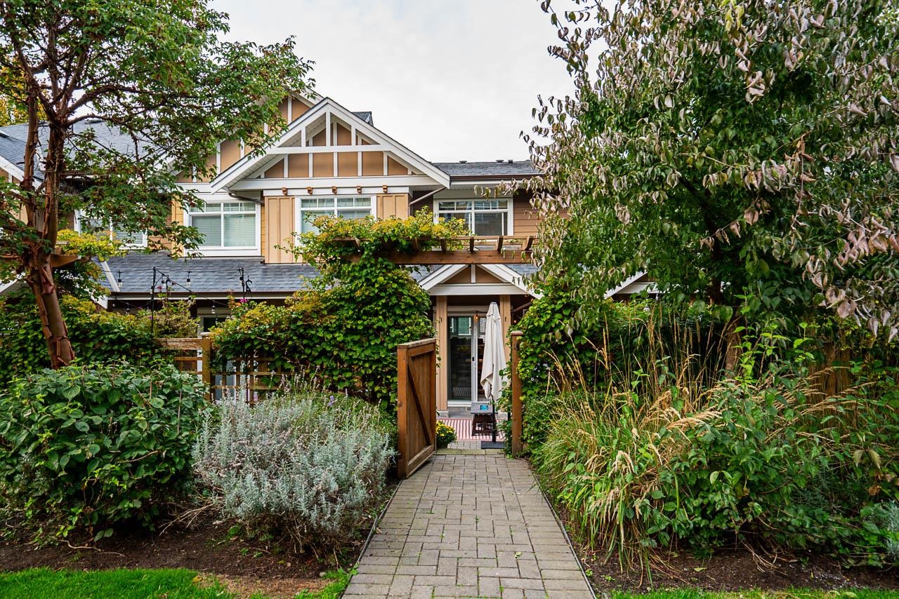 83 2979 156 STREET, R3057085, BC,