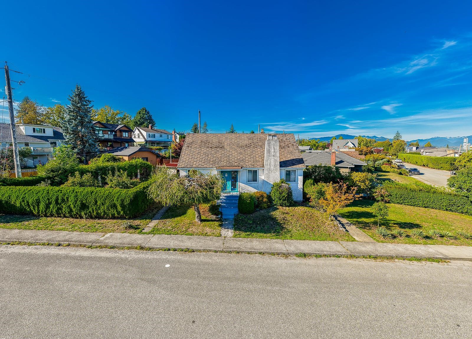 319 CHURCHILL AVENUE, New Westminster BC V3L 4P4, R3057195, BC,