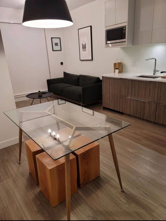 303 379 BROADWAY STREET, R3057275, BC,