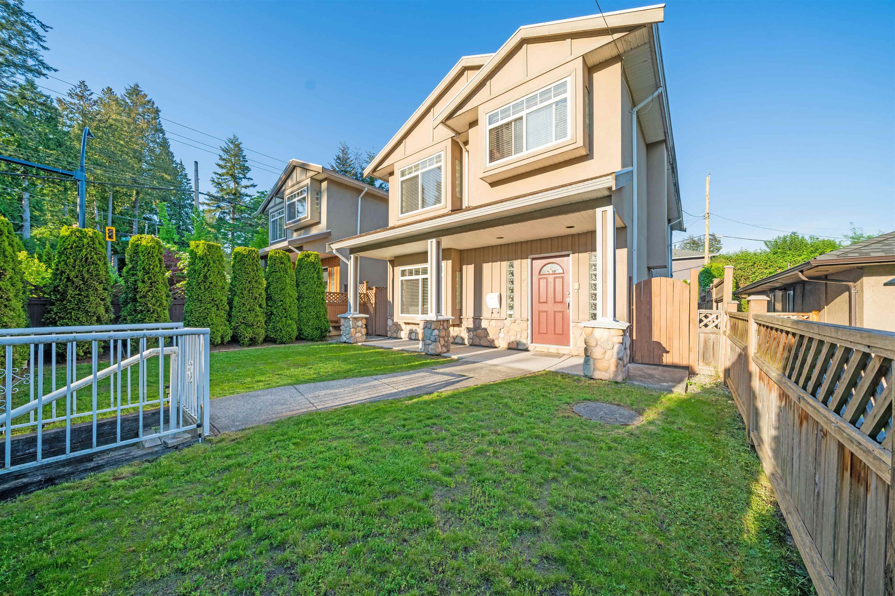 2052 WESTVIEW DRIVE, North Vancouver BC V7M 3B2, R3057335, BC,