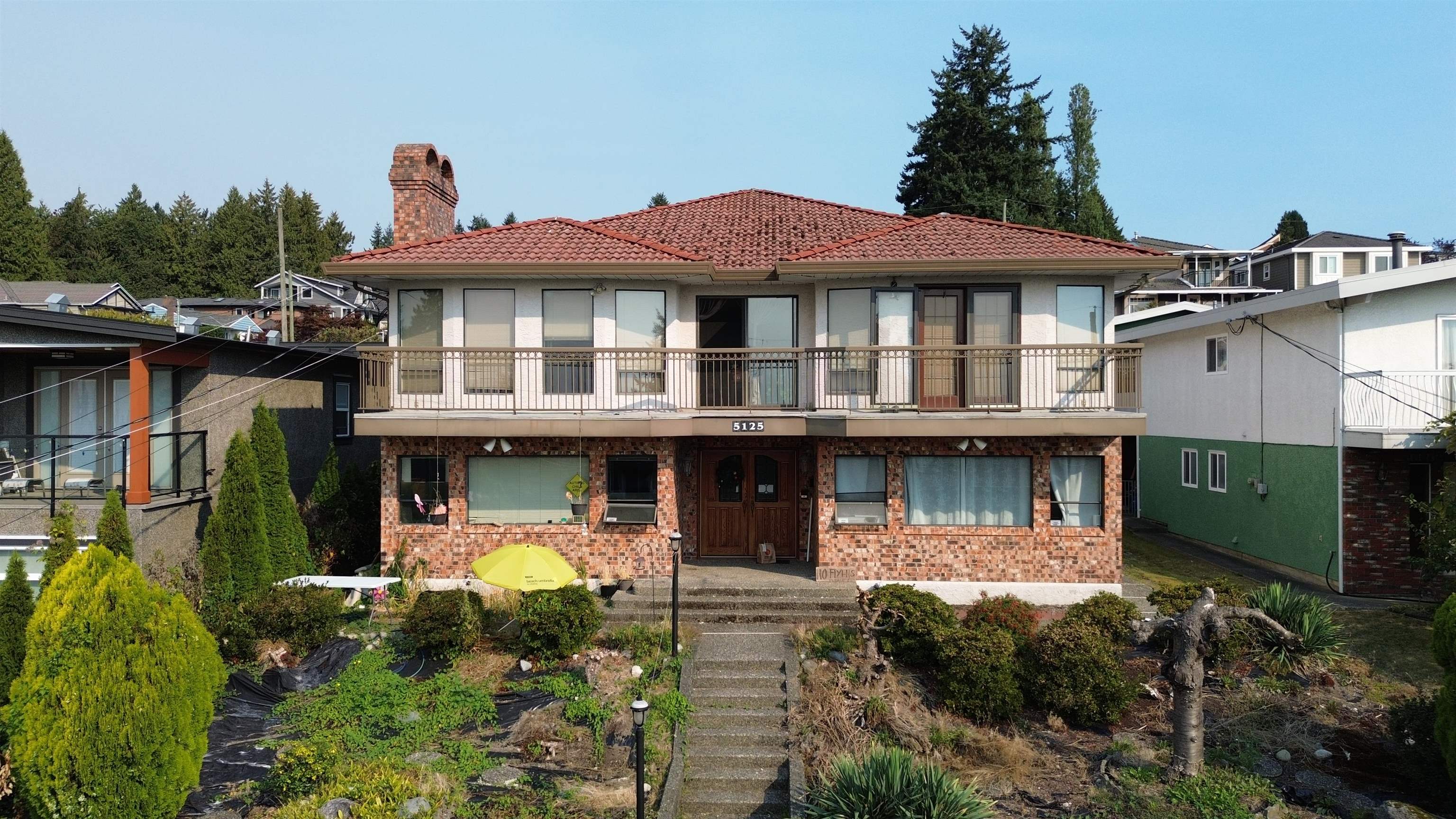 5125 EWART STREET, Burnaby BC V5J 2W3, R3057356, BC,