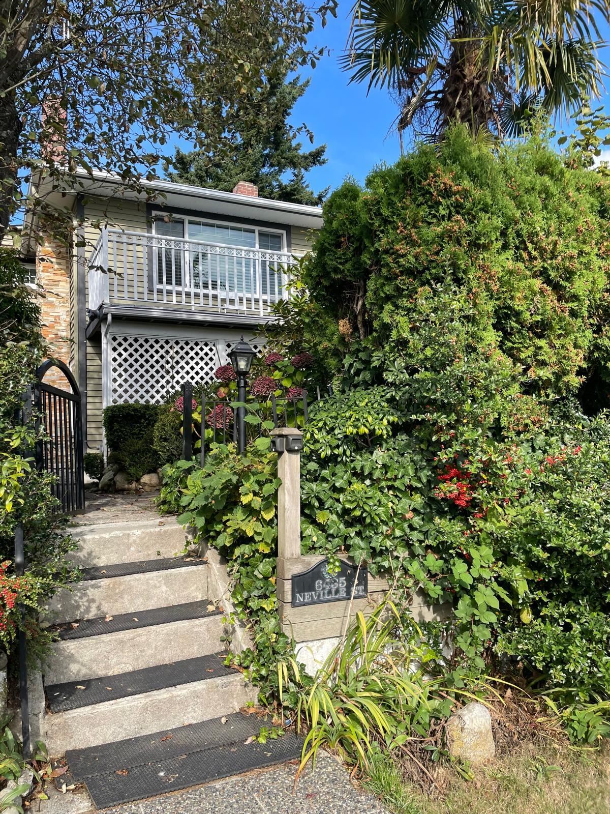 6435 NEVILLE STREET, Burnaby BC V5C 3H6, R3057361, BC,