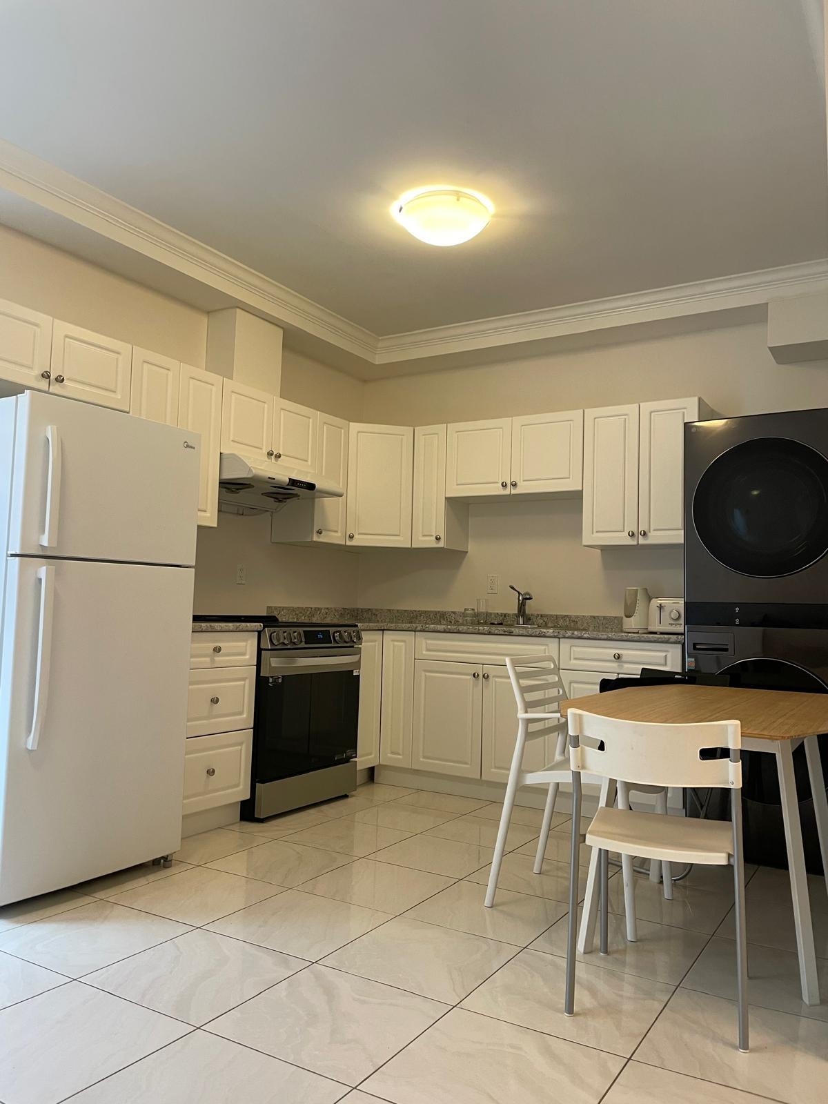 4631 NAPIER STREET, Burnaby BC V3H 0N7, R3057365, BC,