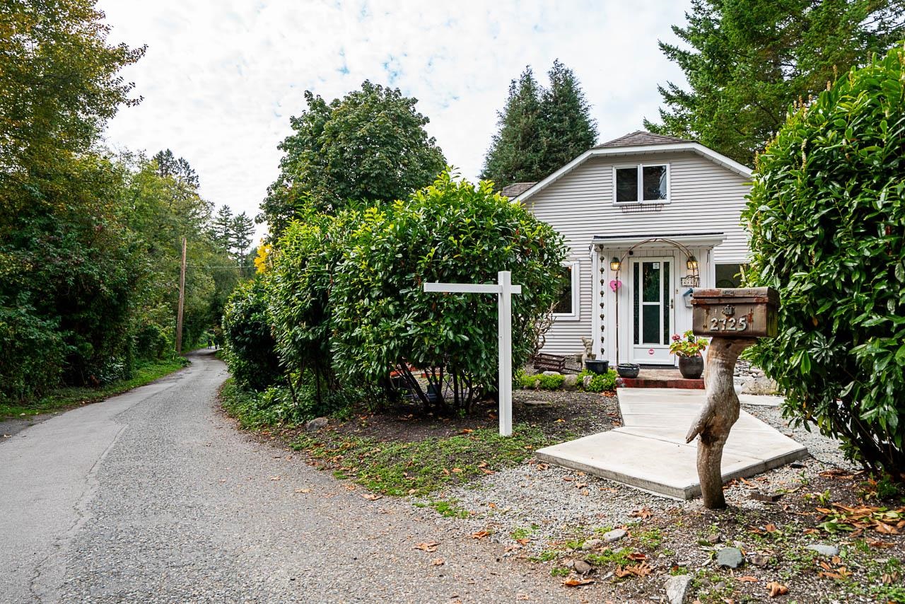 2725 GORDON AVENUE, Surrey BC V4A 3J2, R3057564, BC,