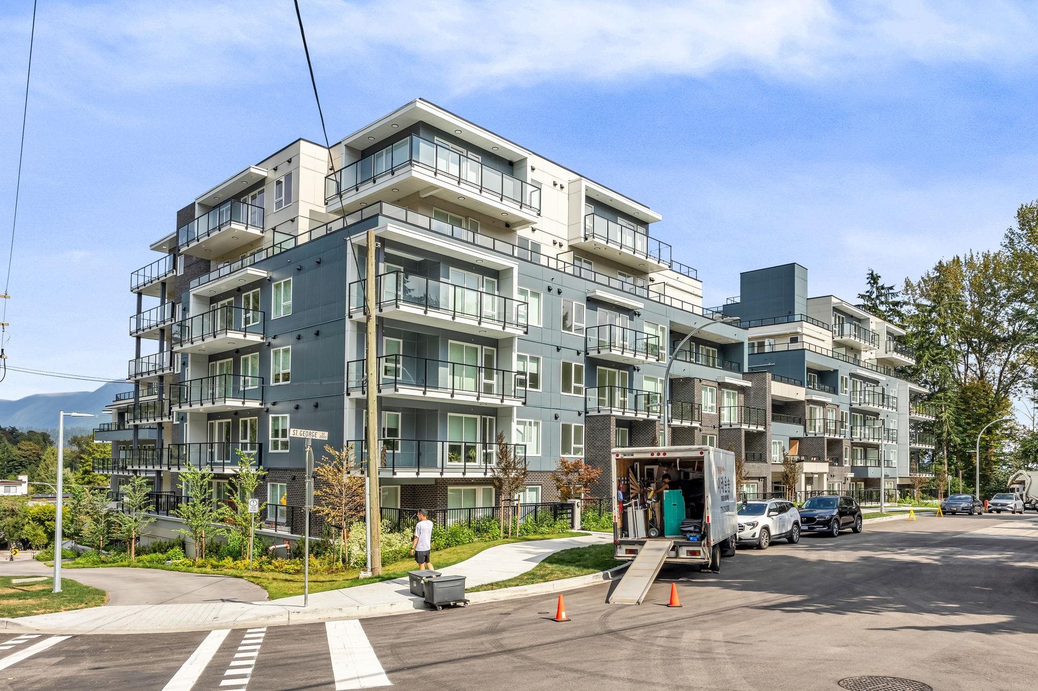 114 2002 ST GEORGE STREET, R3057570, BC,