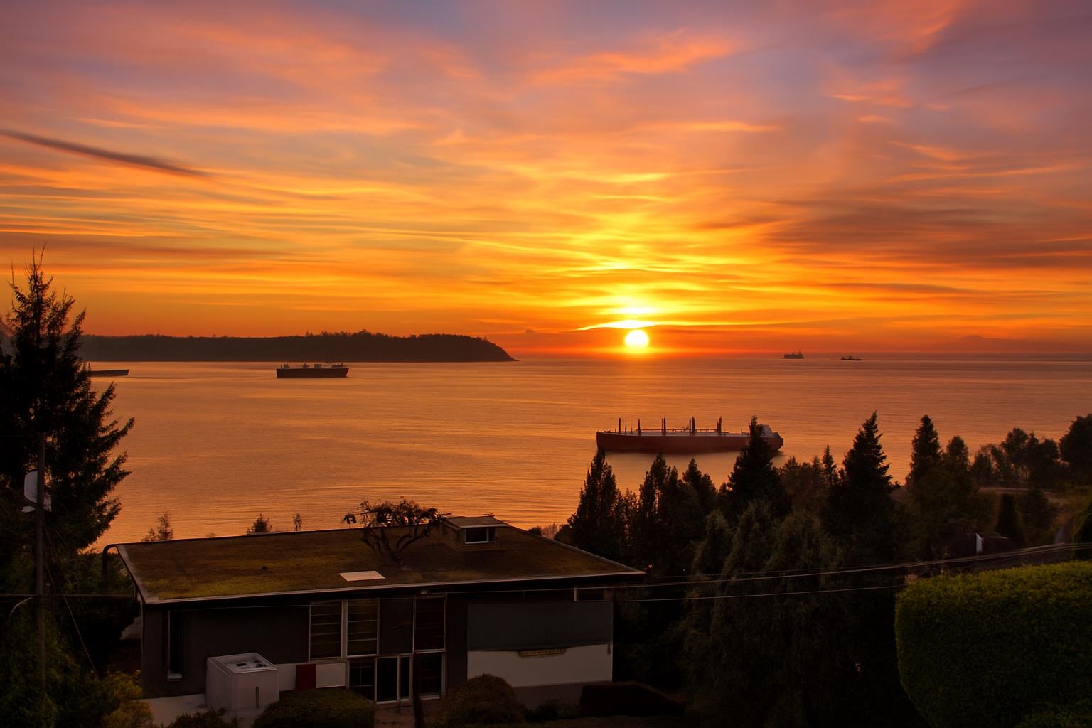 3295 WESTMOUNT ROAD, West Vancouver BC V7V 3G5, R3057580, BC,