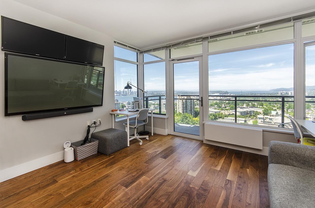 1403 111 13TH STREET, R3057633, BC,