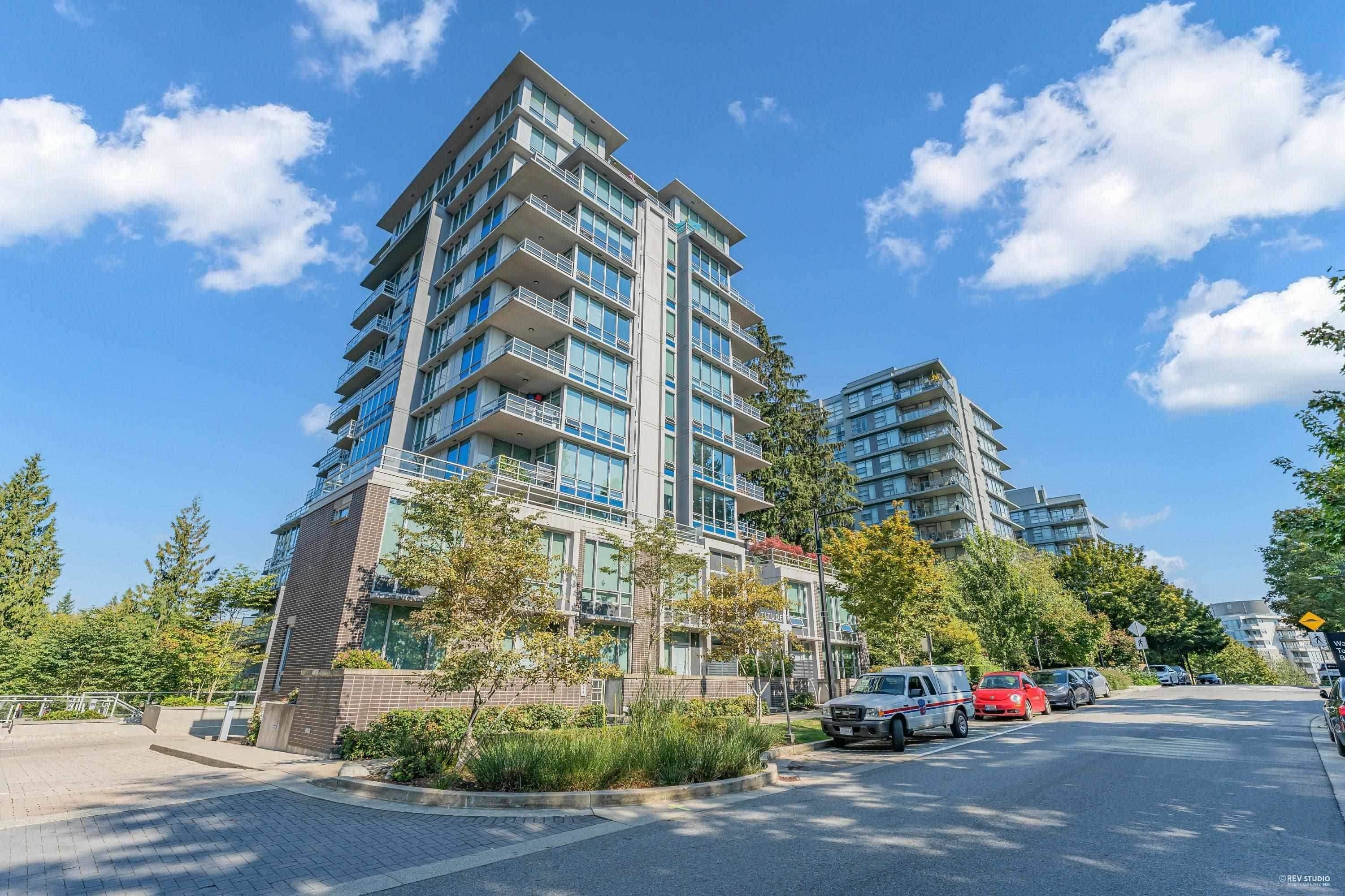 MLS® listing #R3057702 for sale located at 806 9080 UNIVERSITY CRESCENT