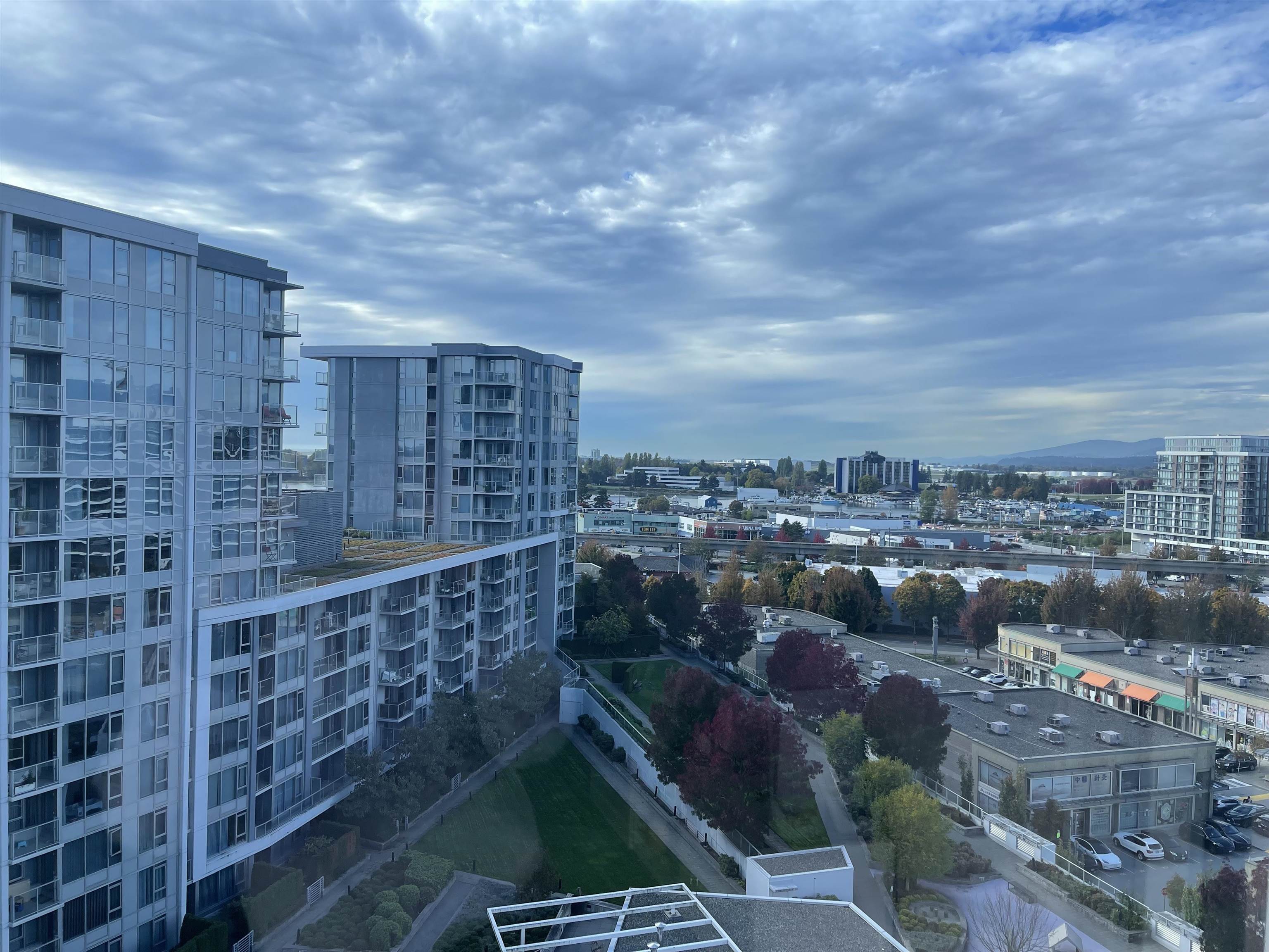 MLS® listing #R3057750 for sale located at 1502 3333 BROWN ROAD