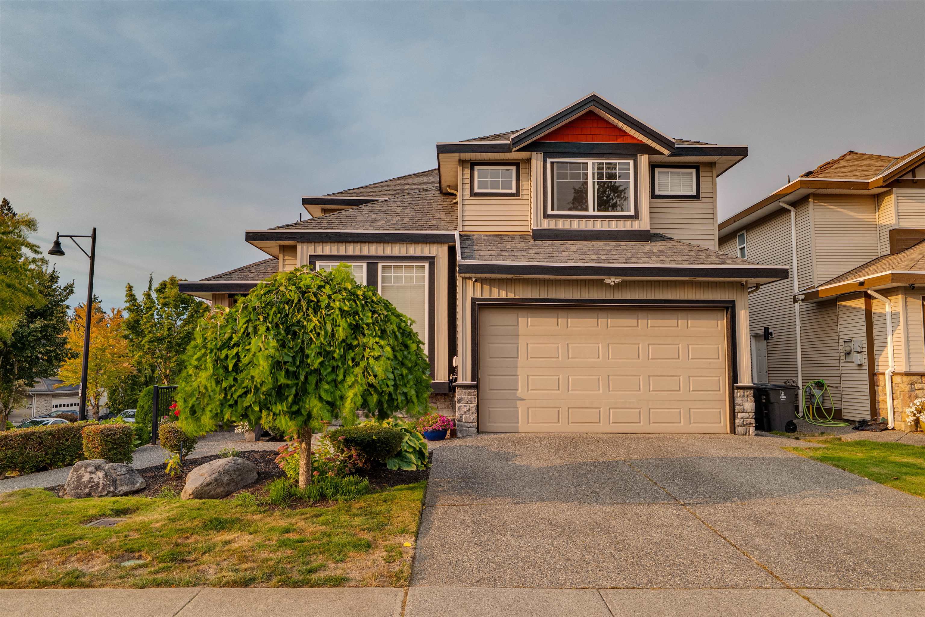 16453 61 AVENUE, Surrey BC V3S 5V4, R3057770, BC,